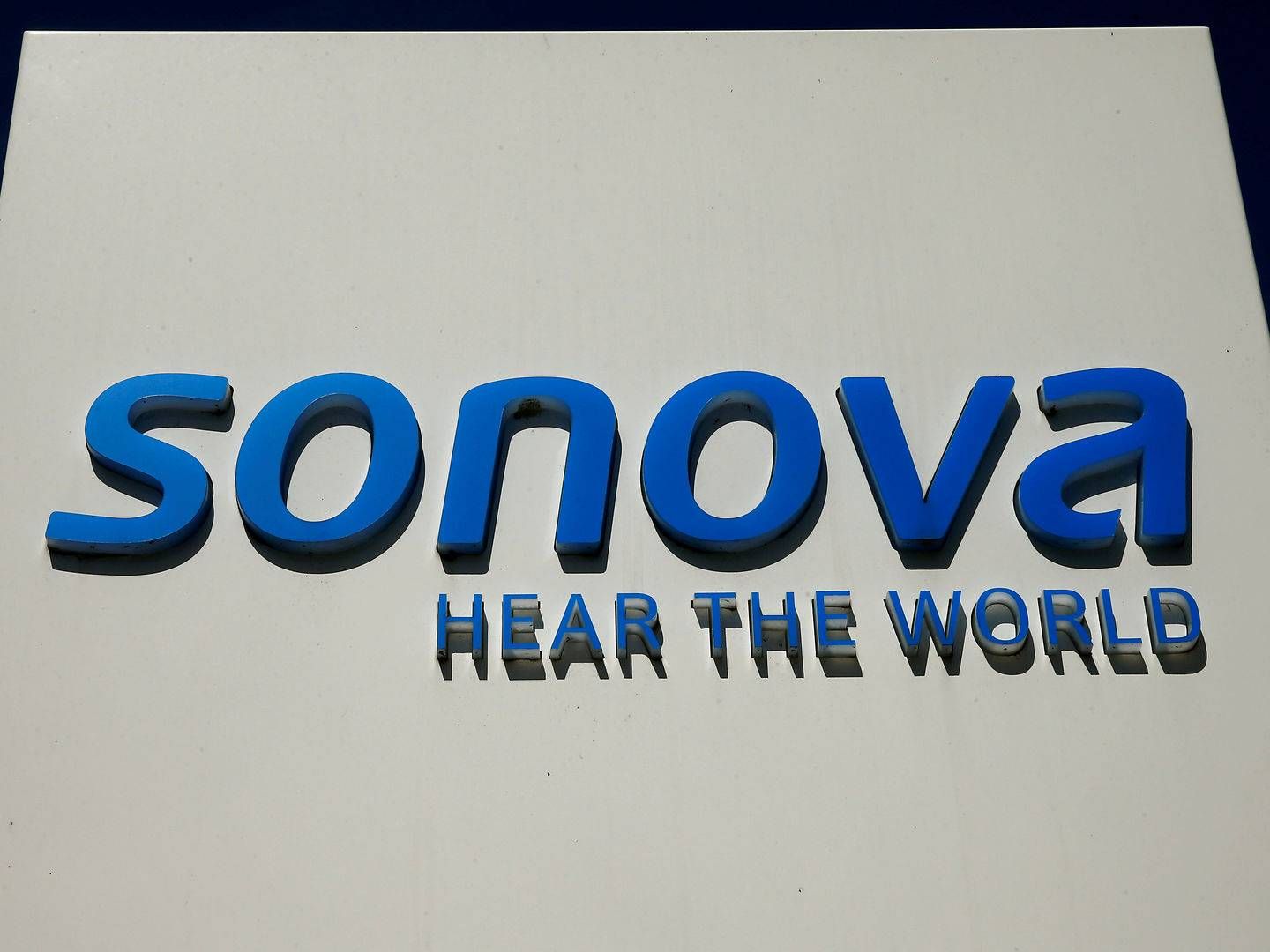 From a legal standpoint, nothing is stopping Sonova, the world’s biggest hearing aid firm, from continuing to sell its products to Russia, says an expert on sanctions | Photo: Arnd Wiegmann/Reuters/Ritzau Scanpix