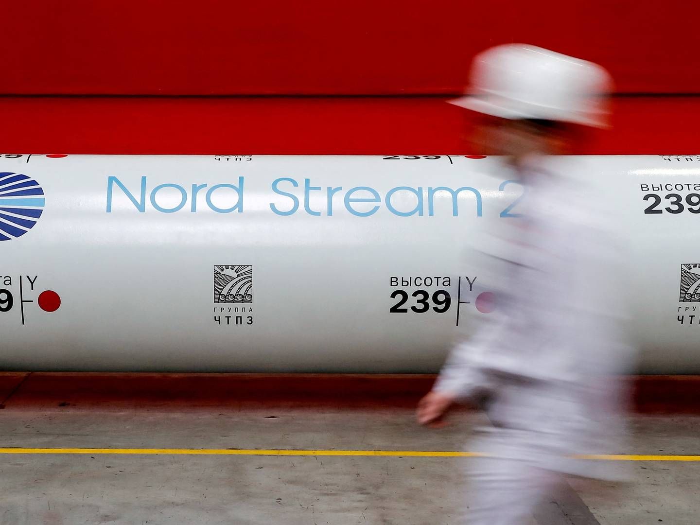 Nord Stream 2 gasledningen mellem Rusland og Tyskland er allerede lagt på is i ubestemt tid. Nu vil EU reducere forbruget af russisk gas markant. | Foto: Maxim Shemetov/REUTERS / X90156