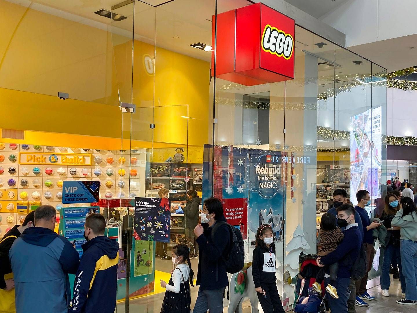 Legos mere end 800 fysiske butikker skal væves sammen med digitale salgskanaler | Foto: Ted Shaffrey/AP/Ritzau Scanpix