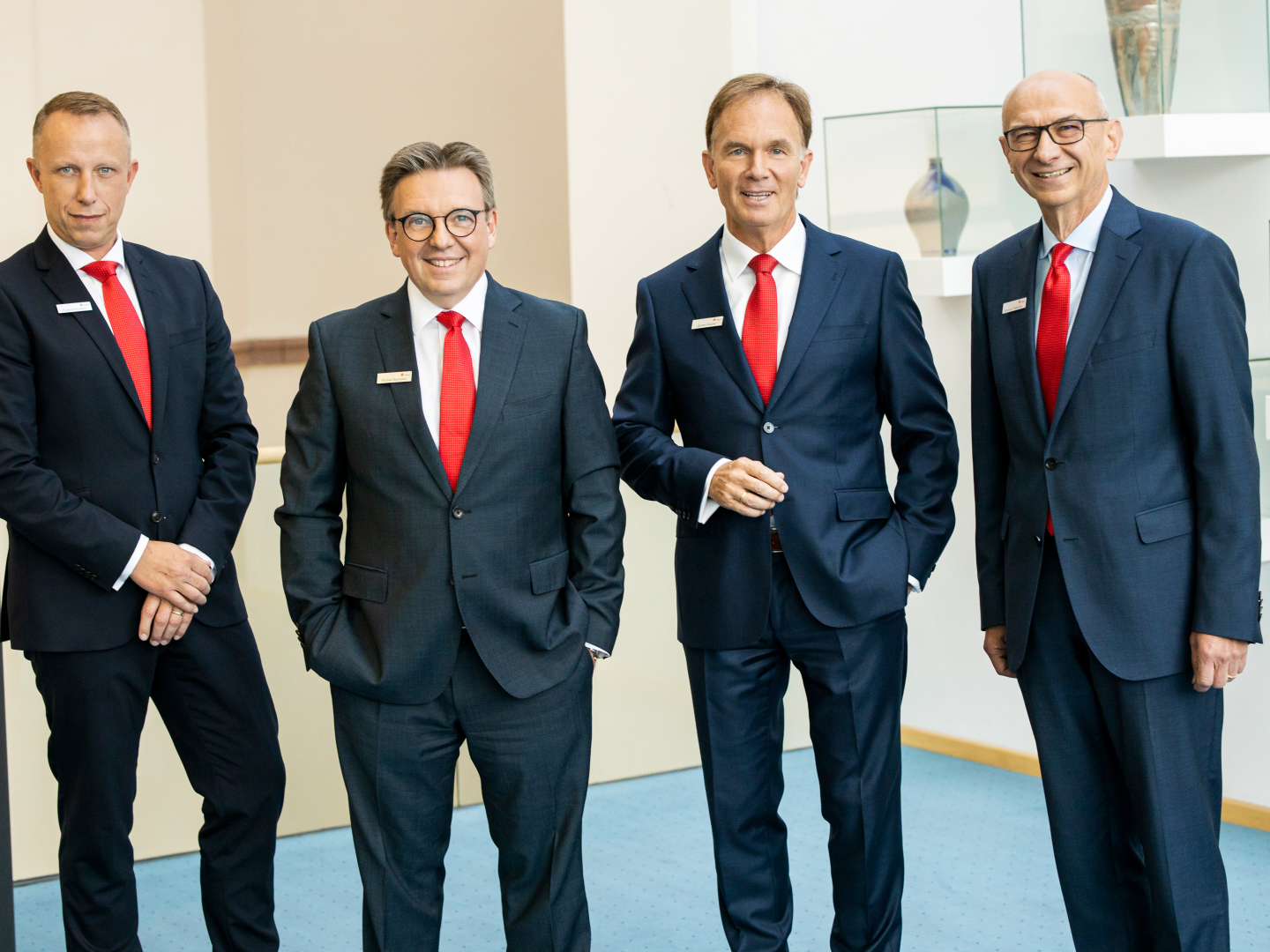 Der Vorstand der Naspa (v.l): Frank Diefenbach, Michael Baumann, Günter Högner und Bertram Theilacker | Foto: Naspa