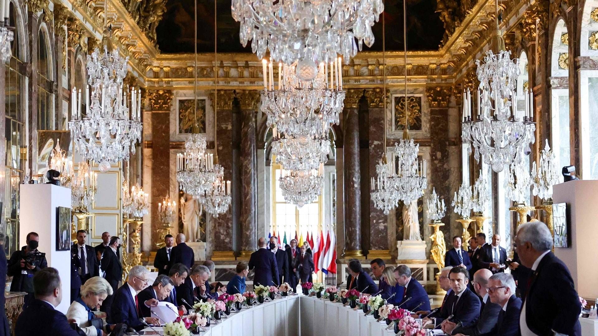 Der har været EU-topmøde på slottet Versailles uden for Paris | Foto: Sarah Meyssonnier/AFP / POOL