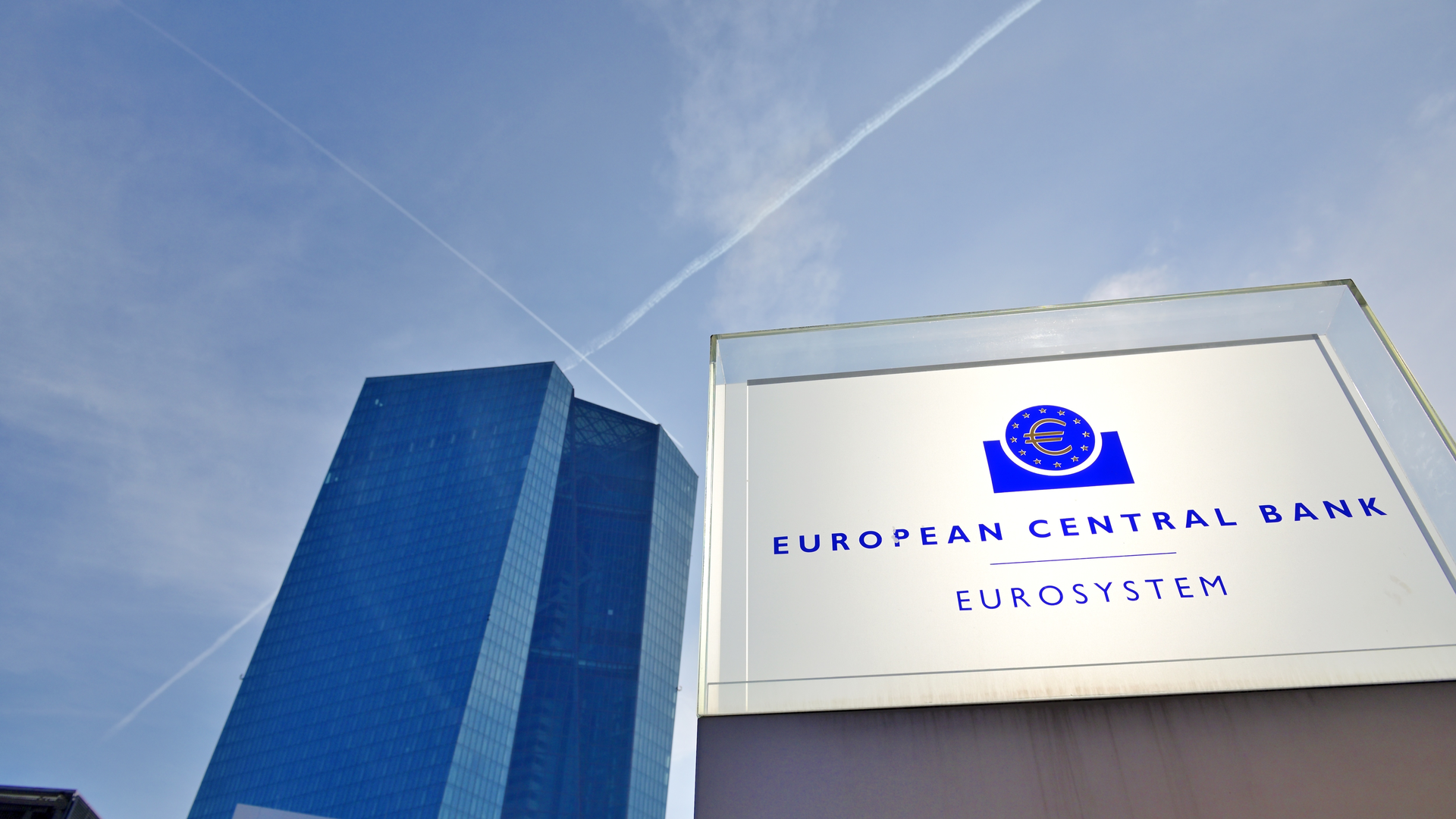 EZB-Zentrale in Frankfurt | Foto: picture alliance / Daniel Kubirski