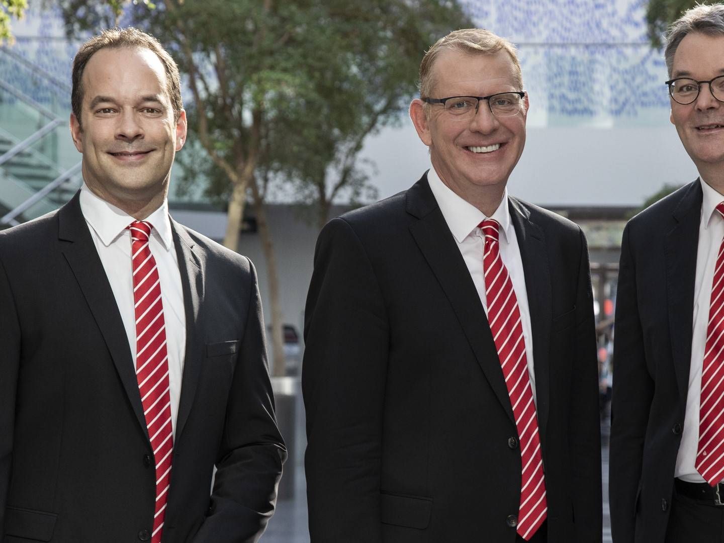 Der Vorstand der Sparkasse Dortmund (v.l.): Firmenkundenvorstand Peter Orth, Vorstandsvorsitzender Dirk Schaufelberger und Privatkundenvorstand Jörg Busatta. | Foto: Sparkasse Dortmund