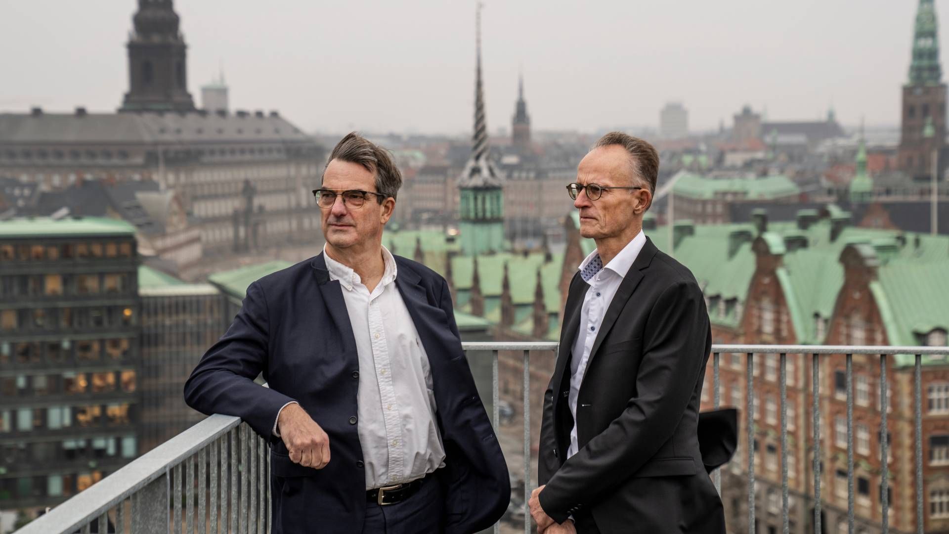 Claus Berner Møller og Claus Wiinblad, henholdsvis underdirektør og direktør for danske aktier hos ATP, kom ind på DSV og Maersks klimaaftryk på selskabernes generalforsamlinger i sidste uge. | Foto: Stine Bidstrup/Ritzau Scanpix