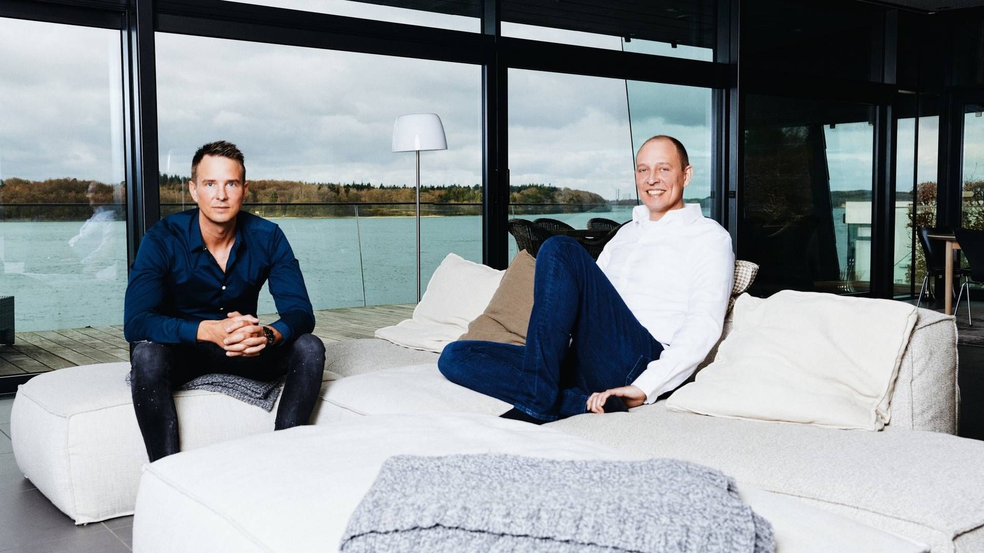 Brødrene Martin (th.) og Anders Bjergegaard (tv.) er henholdsvis 40 og 45 år. De er vokset op lidt uden for Horsens. | Foto: Bjergegaard og Co. // PR