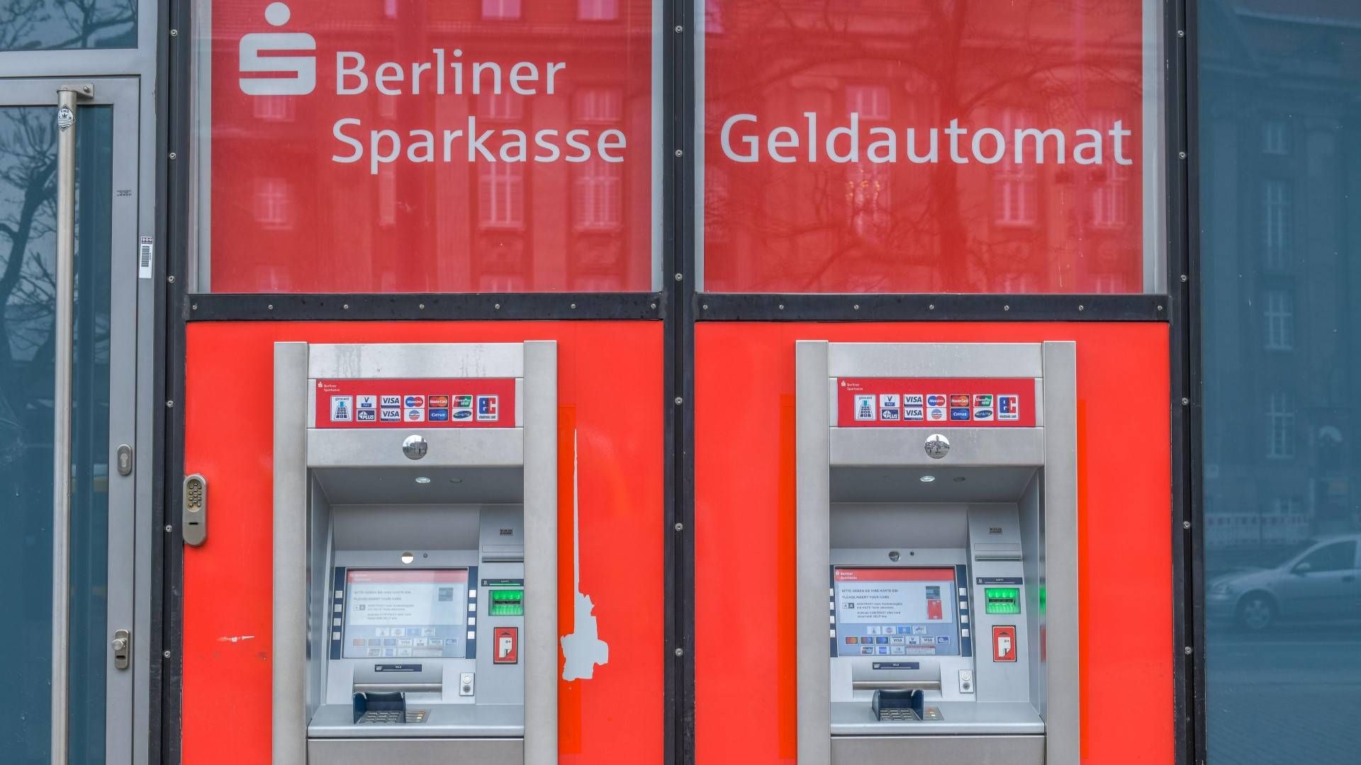 Geldautomaten der Berliner Sparkasse | Foto: picture alliance / imageBROKER | Joko