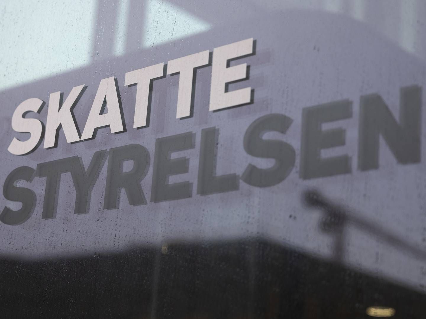 Virksomheder kan låne penge hos Skattestyrelsen, hvis de ikke selv har pengene til at betale coronalån af nu. | Foto: Marcus Emil Christensen