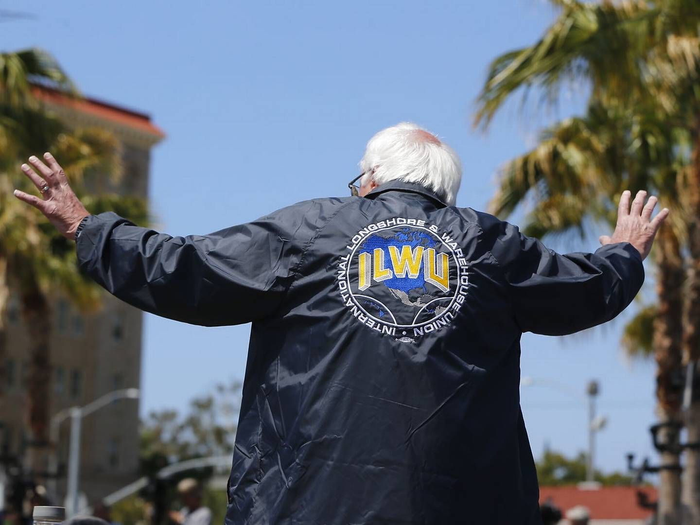 In 2016, former presidential candidate Bernie Sanders was backed by the port workers' labor union ILWU due to his struggle for labor unions and the working class. | Photo: Damian Dovarganes/AP/Ritzau Scanpix