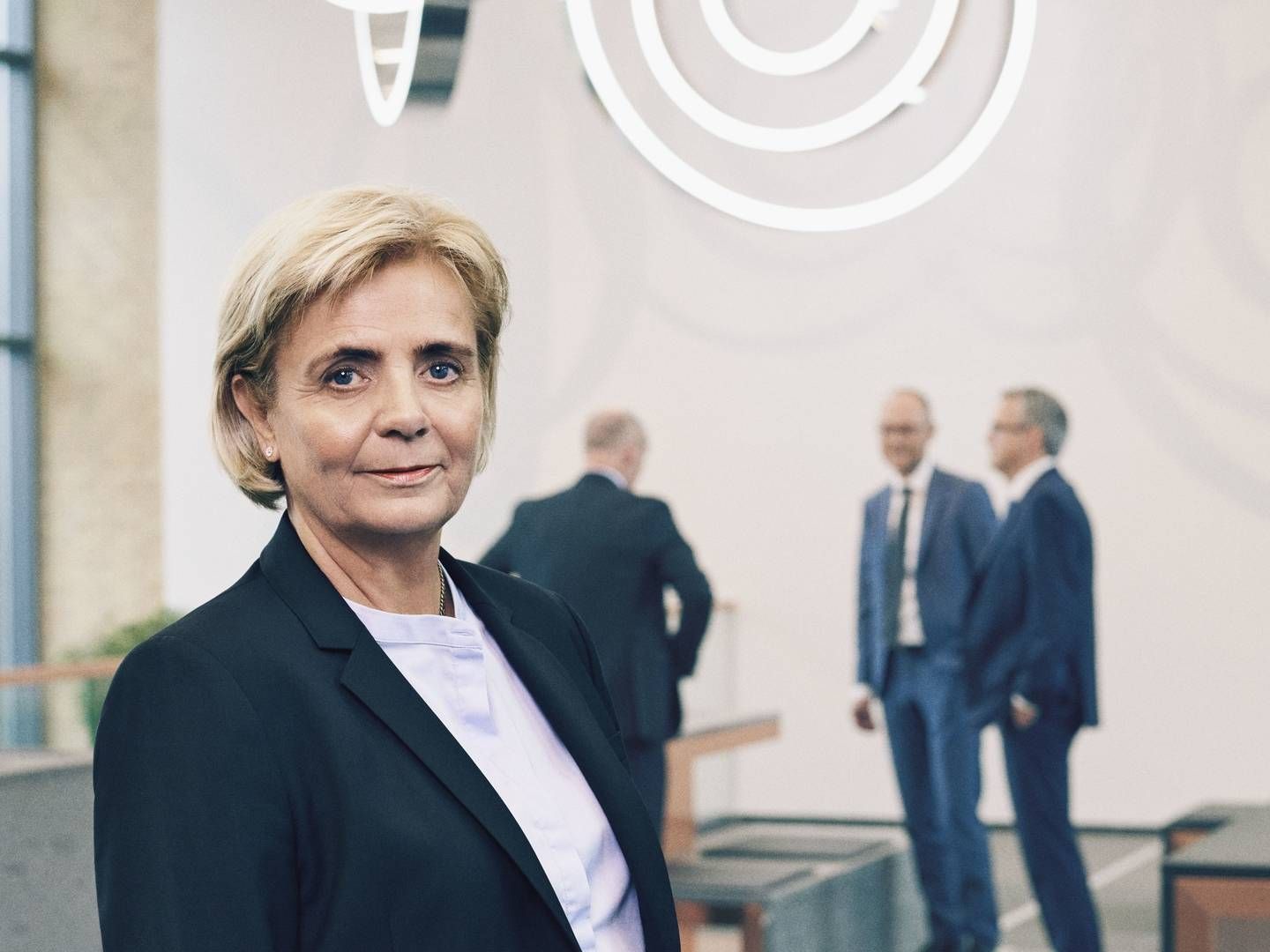 Sydbanks adm. direktør, Karen Frøsig, mener, at der har været for meget silotankegang i de fire områder i banken investering, markets, kapitalforvaltning og Private Banking, som nu skal arbejde tættere sammen. | Foto: PR / Sydbank