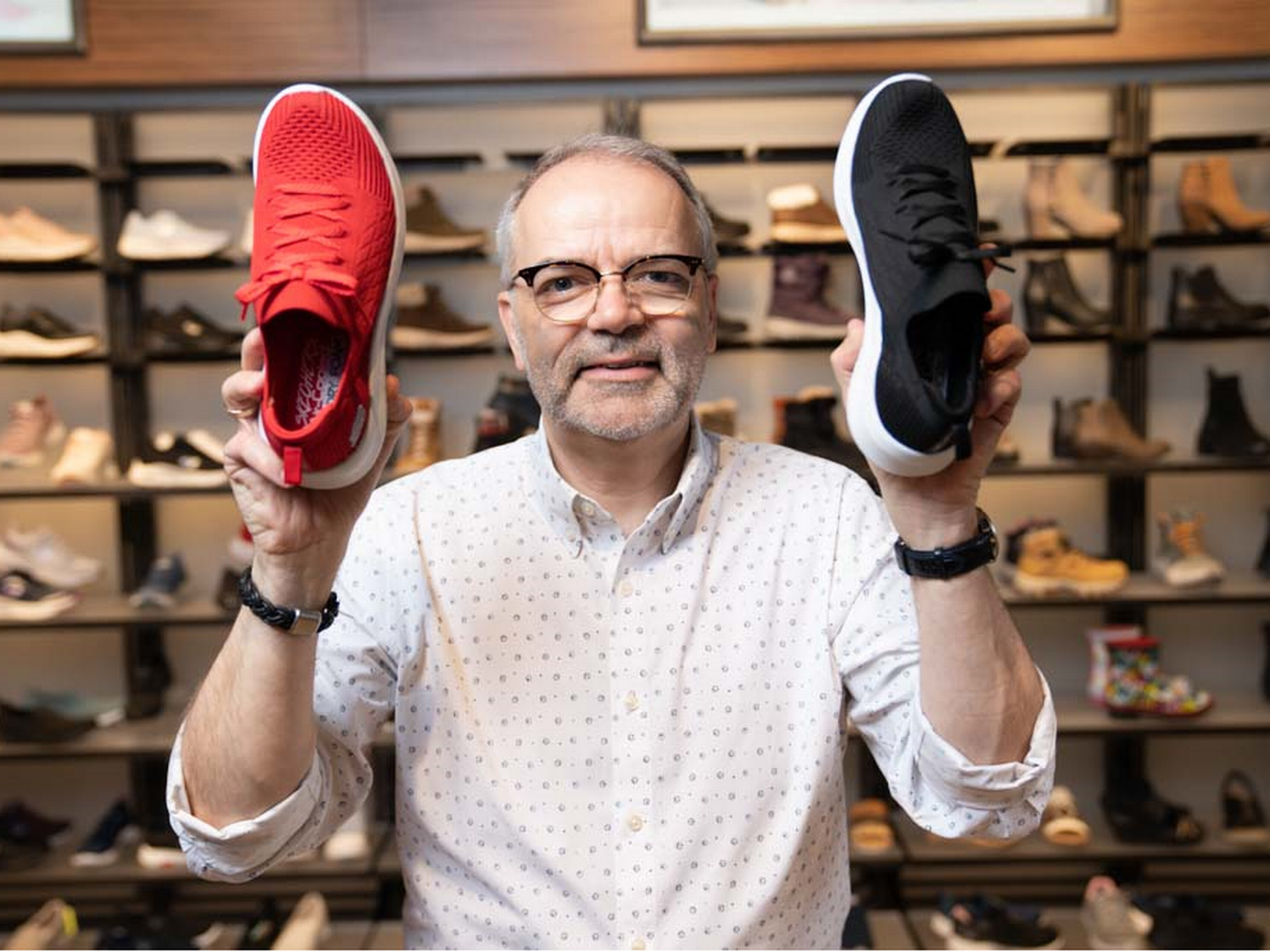 Peter Jørgensen er hovedaktionær og adm. direktør i den vestjyske skokoncern Sports Connection, der distribuerer Sketchers-sko til hele Norden. | Foto: Sports Connection/Pr