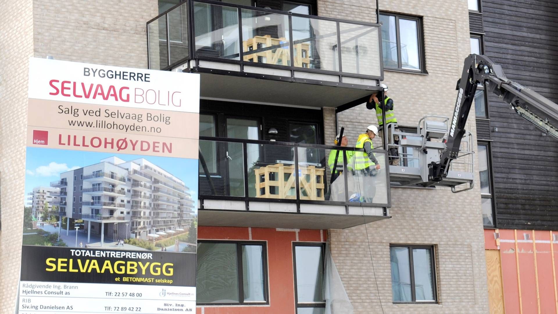 MÅTTE TA GREP: Antall skader går noe ned, men Selvaag Bolig opplevde en betydelig økning i antall registrerte uønskede hendelser på selskapets byggeplasser i 2020 og 2021 (arkivbildet). | Foto: Terje Pedersen, NTB