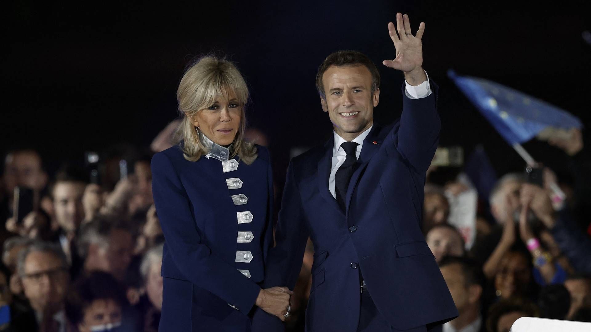 Brigitte og Emmanuel Macron ved valgfesten sent søndag. | Foto: BENOIT TESSIER/REUTERS / X07241