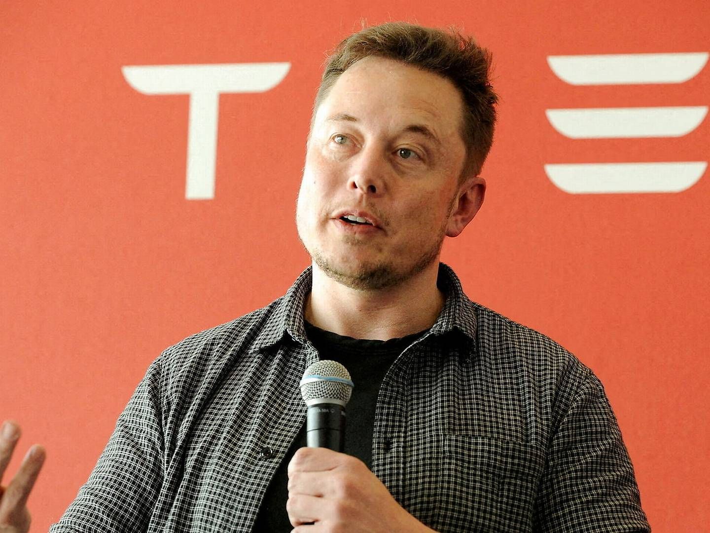 Tesla-stifter, Elon Musk, har solgt aktier i Tesla for 4 mia. dollar. | Foto: James Glover/Reuters/Ritzau Scanpix