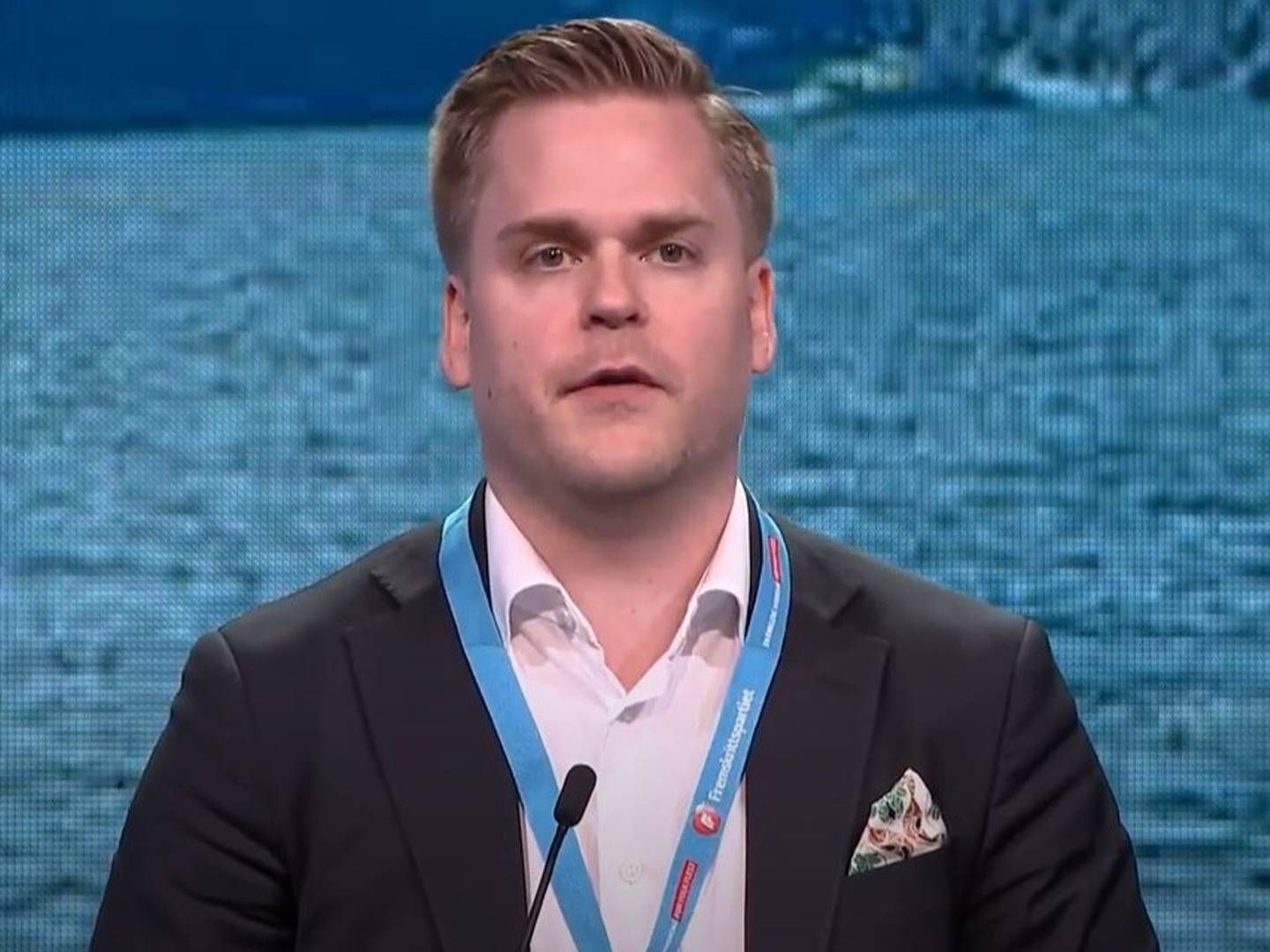 TOPPER: Kristoffer Sivertsen topper stortingslisten til Rogaland Frp. Her under partiets landsmøte i 2022. | Foto: Skjermdump fra Fremskrittspartiets Youtube-kanal
