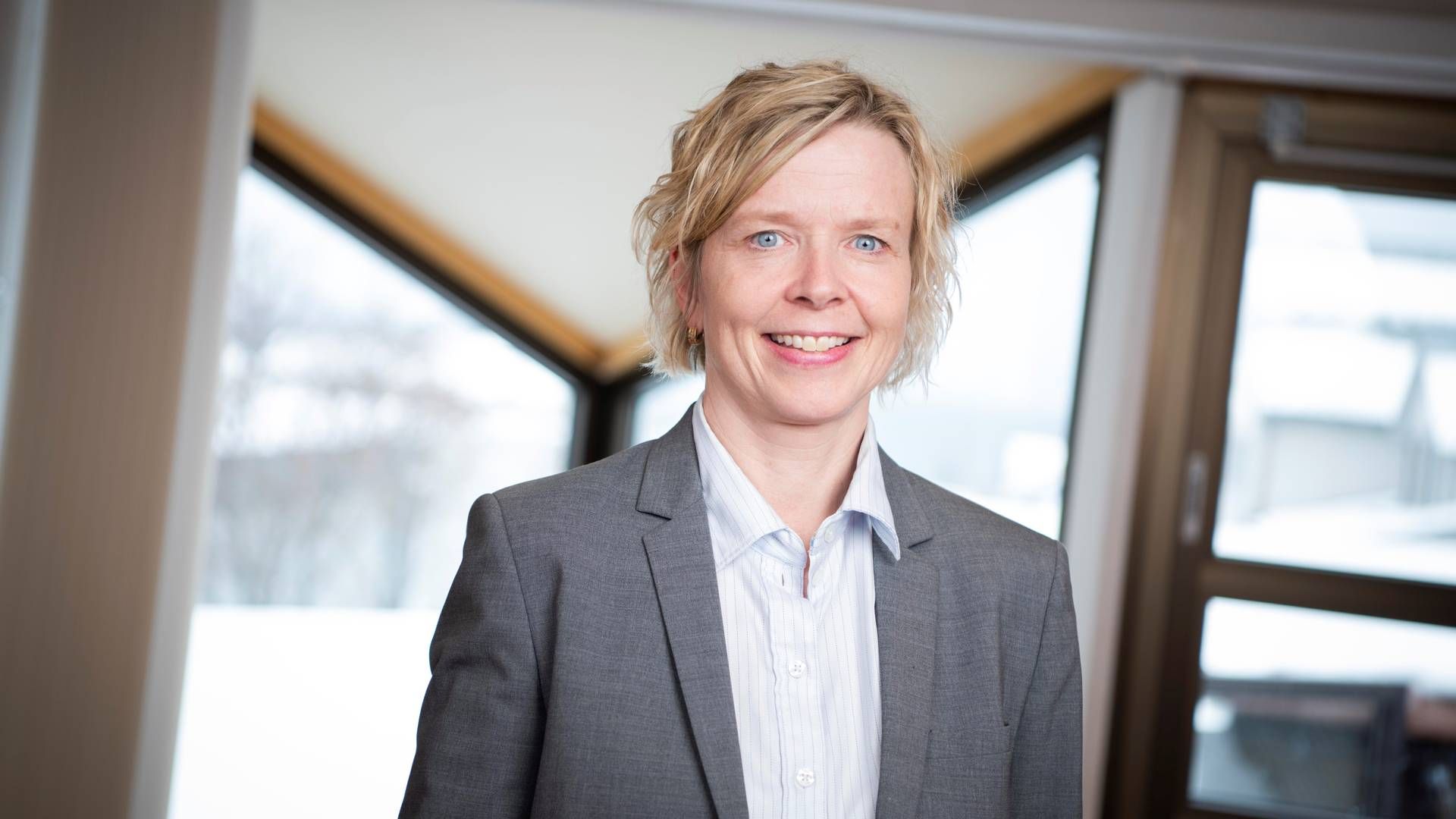 HISTORISK BRUTTORESULTAT: Administrerende direktør i Sparebank 1 Helgeland, Hanne Nordgaard forteller at årsresultatet før skatt i 2023 var det høyeste noen sinne for banken. | Foto: Sparebank 1 Helgeland