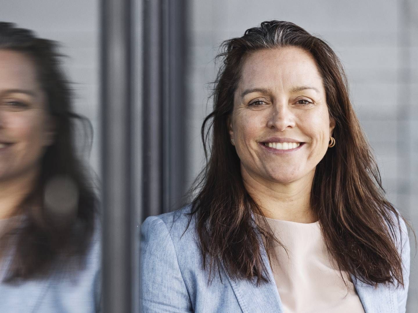 I fritiden er Helene Bløcher, leder af Business Banking Danmark i Nordea, bidt af sport. Hun ser det meste, dyrker det også selv, og hendes to børn på 12 og 14 år svømmer på talentholdet for Team Danmark. | Foto: PR / NORDEA