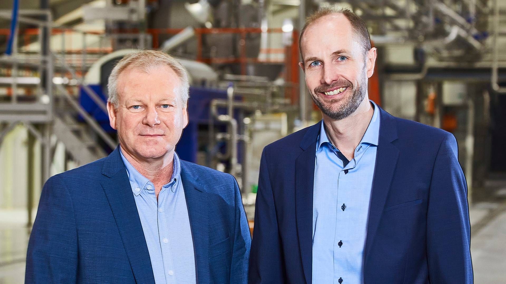 Adm. dikretør Henrik Hedegaard (tv.) og økonomidirektør Henrik Holm (th.) i Hornsyld Købmandsgård kan se tilbage på et 2021 med genfundet vækst.