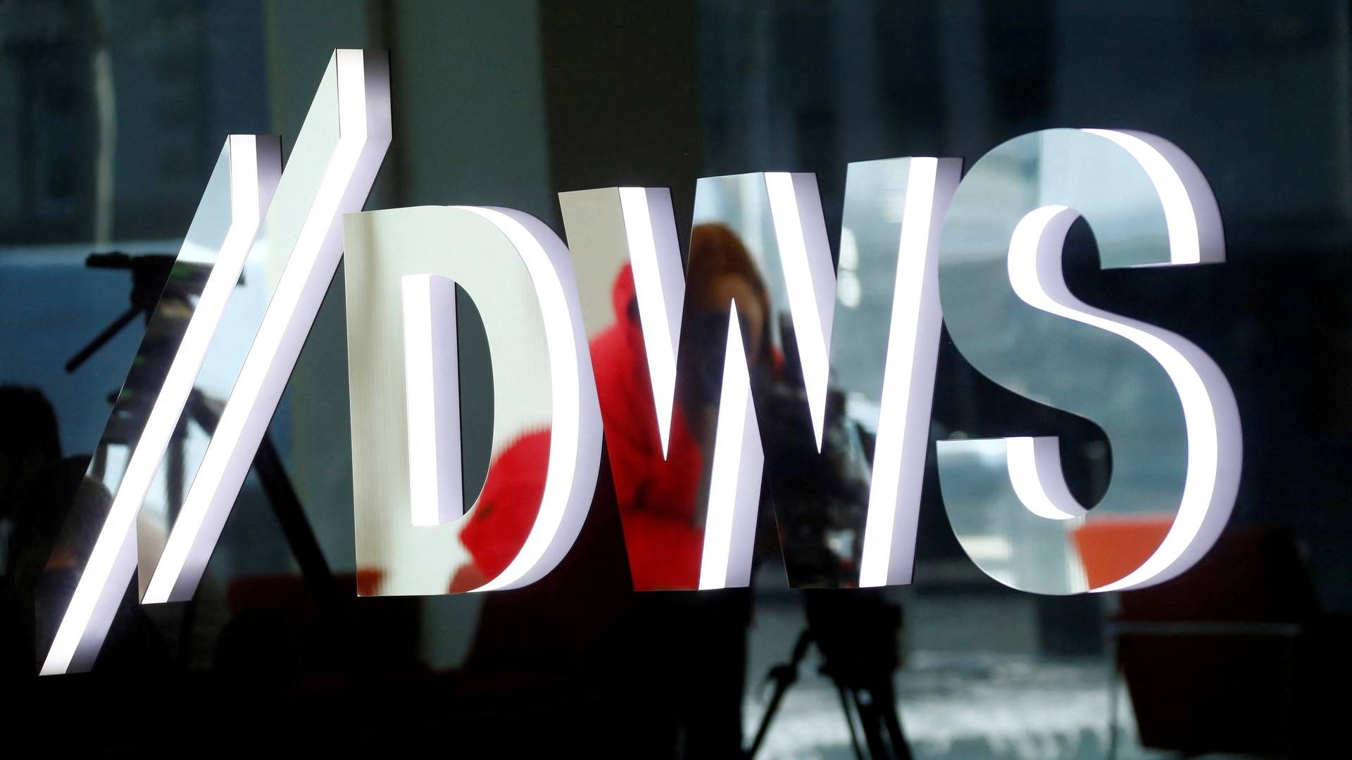 Das Logo der DWS | Foto: RALPH ORLOWSKI/REUTERS / X00960