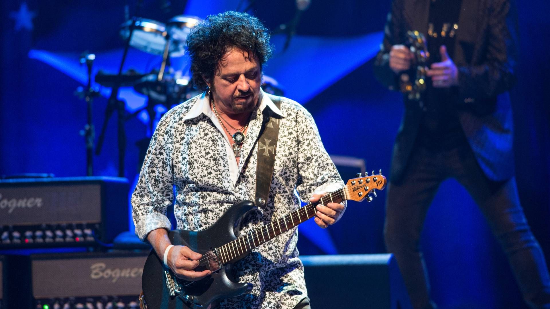Toto guitarist Steve Lukather is open about his hearing aids. | Photo: Amy Harris/AP/Ritzau Scanpix