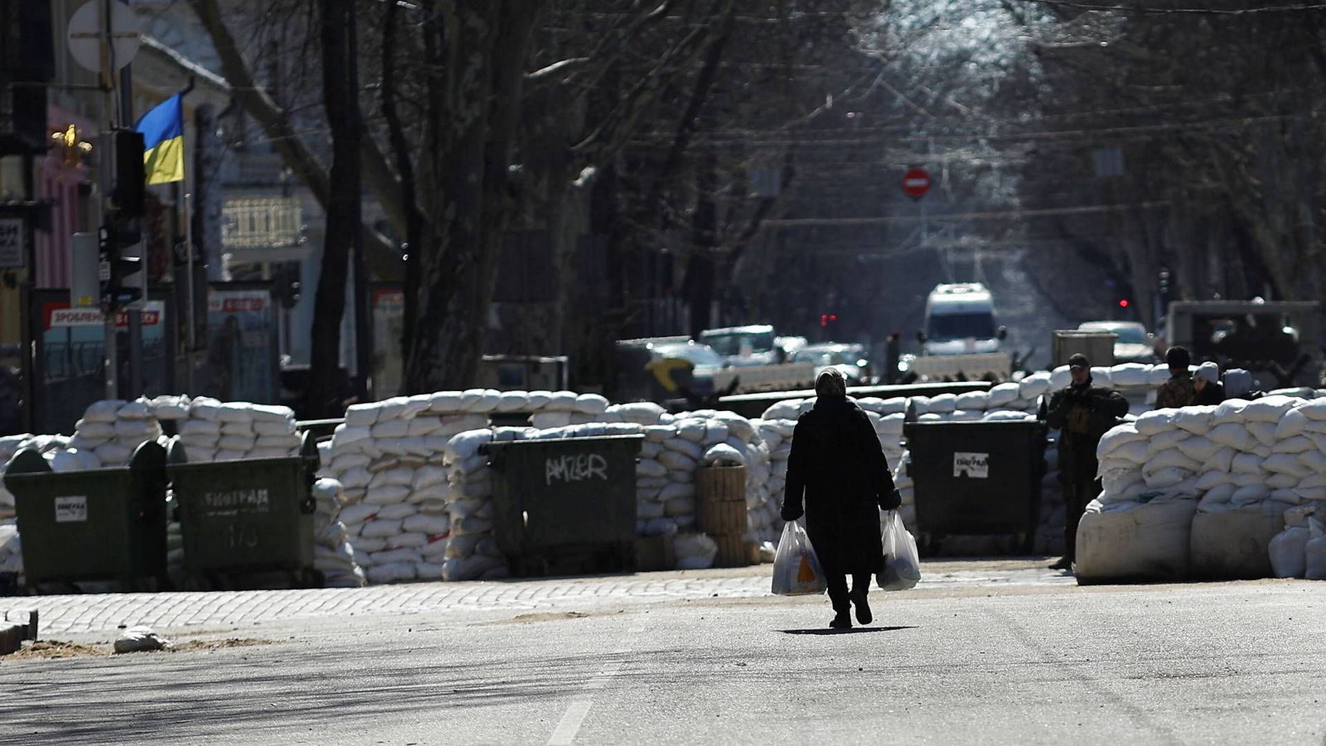 Den ukrainske by Odessa, som rummer en vigtig containerhavn, har ikke været muligt at bruge for skibsfarten, siden krigens begyndelse. Samtidig er byens gader blokeret. | Foto: Nacho Doce/Reuters/Ritzau Scanpix