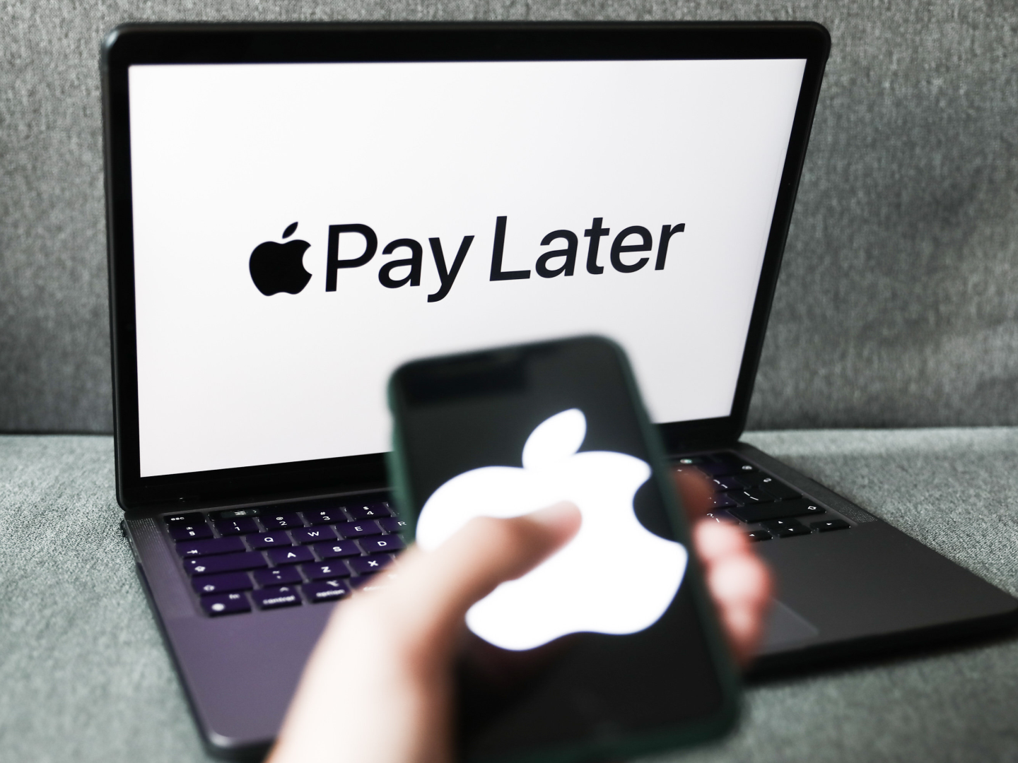 Apple Pay Later Logo auf einem Display | Foto: picture alliance / NurPhoto | Jakub Porzycki