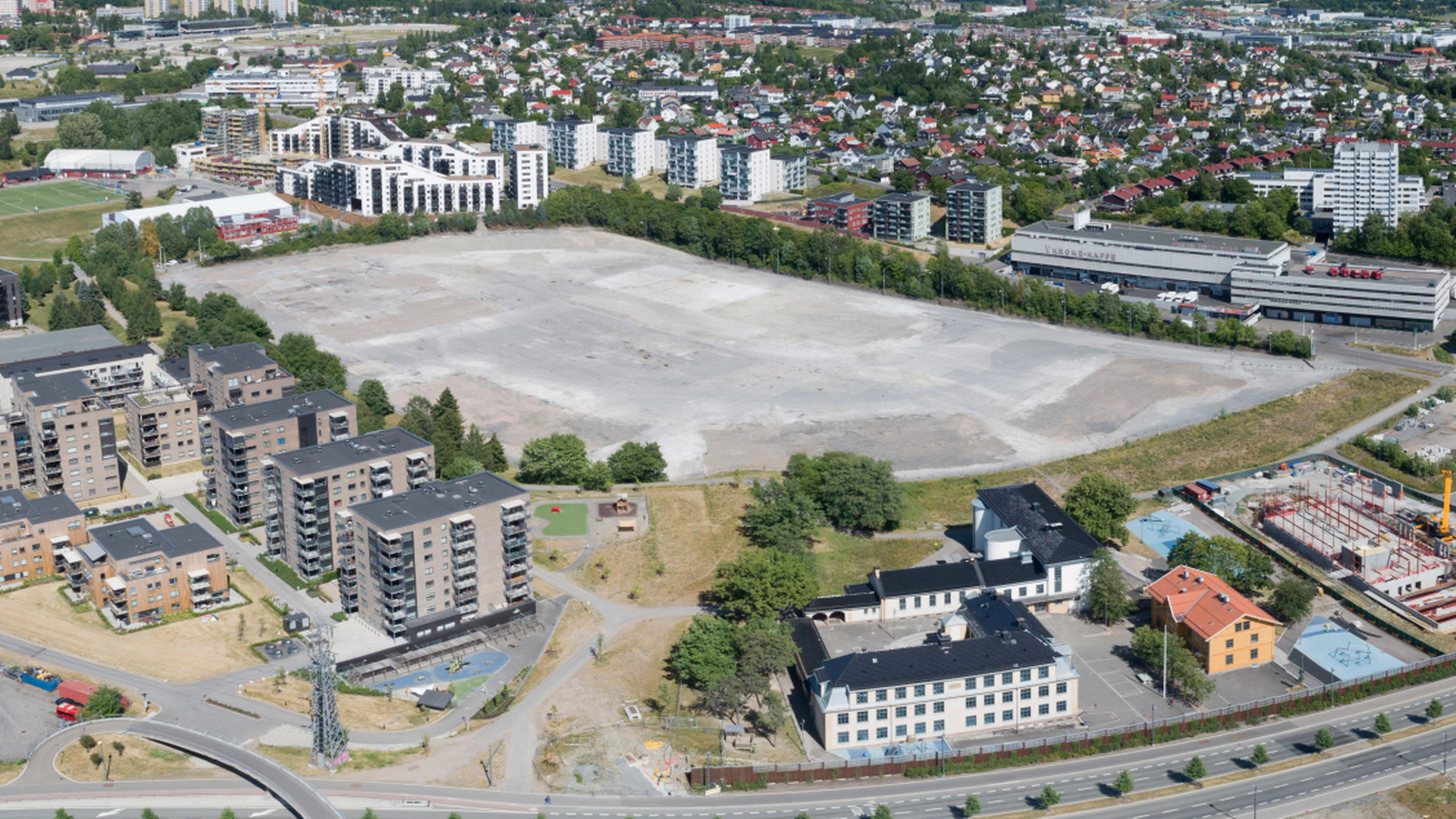 OMBRUKSSENTRAL: Her blir det omsetning av bruke byggevarer. | Foto: Ghilardi + Hellsten Arkitekter