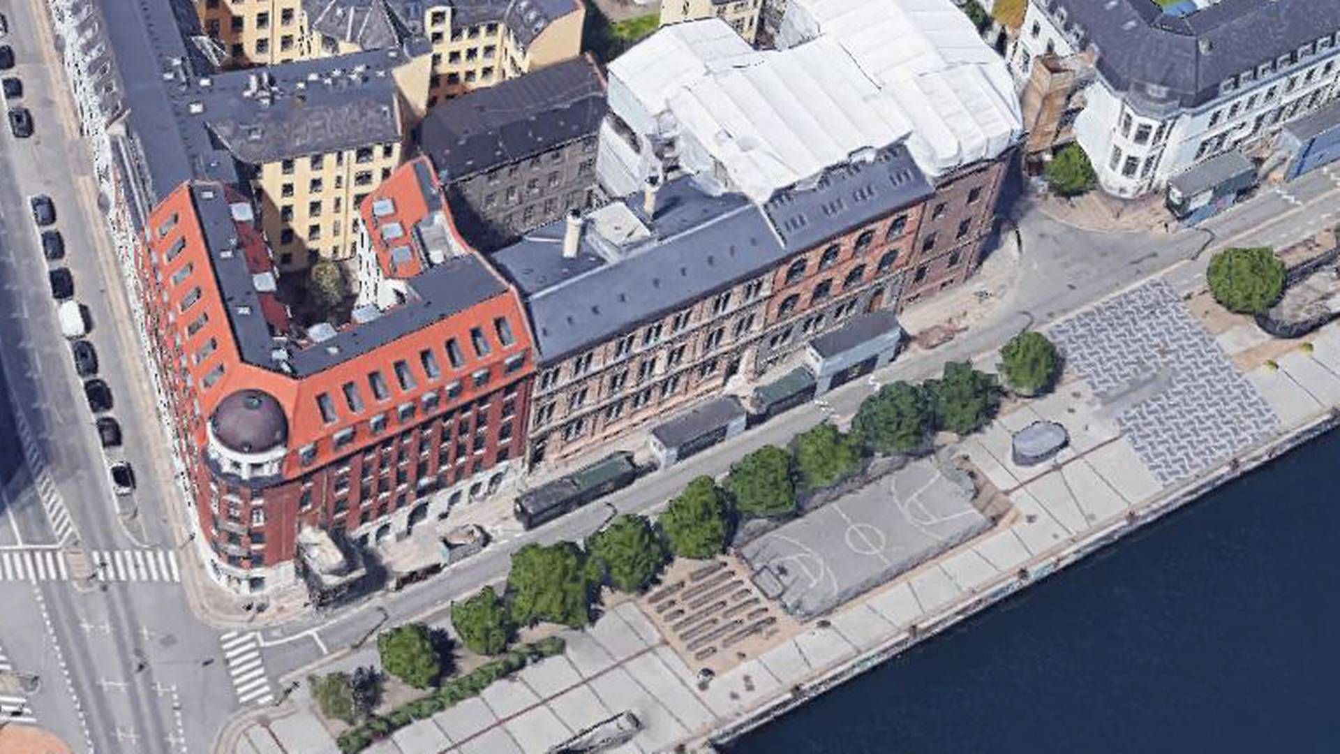 Keystone har gennem årene holdt til i Havnegade ud til Københavns Havn – først i nummer 39 og de seneste par år tættere på Knippelsbro i nummer 25. | Foto: Google Maps