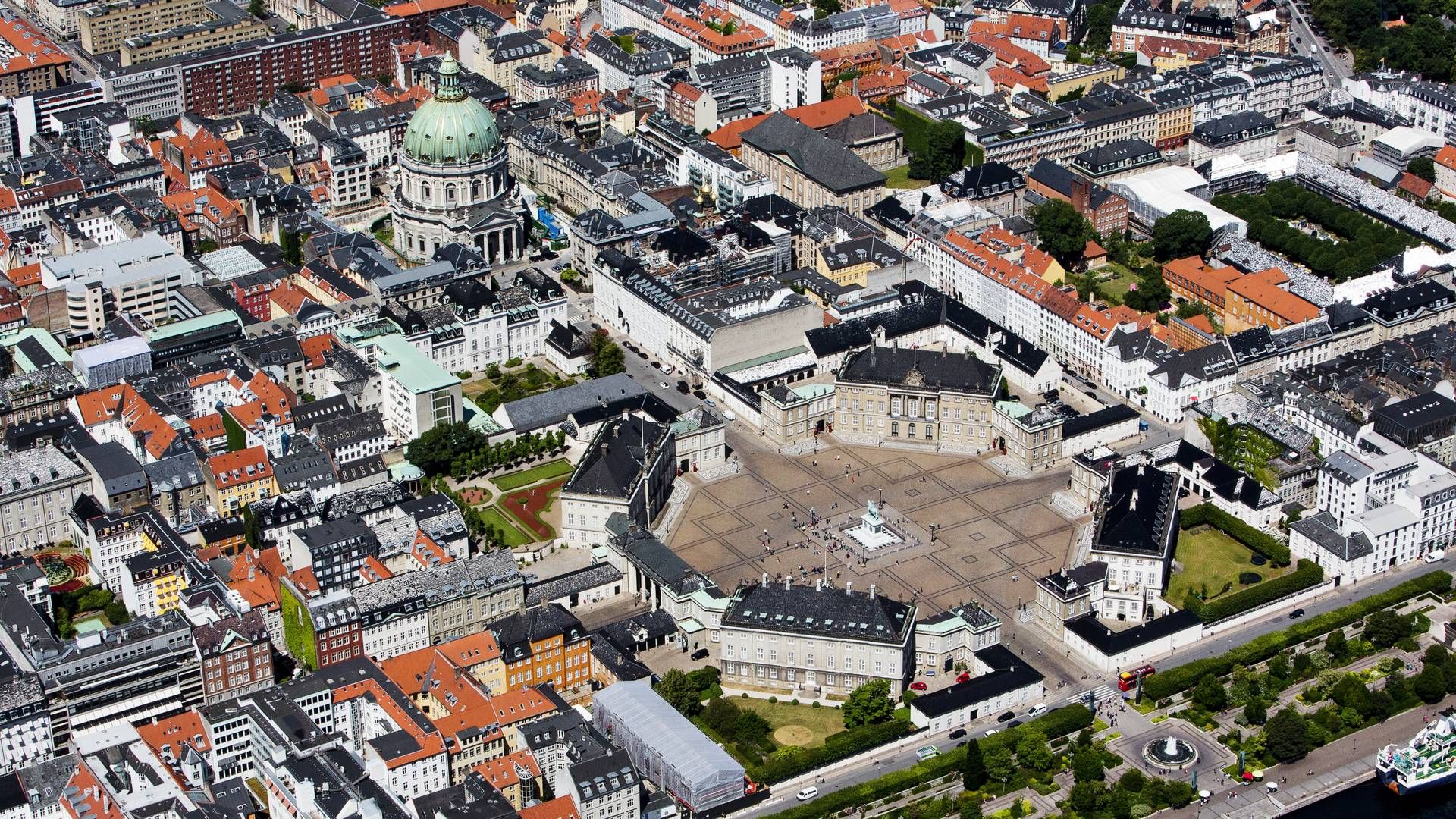 Lassen Ricard holder til på Amaliegade i centrum af København. | Foto: Janus Engel