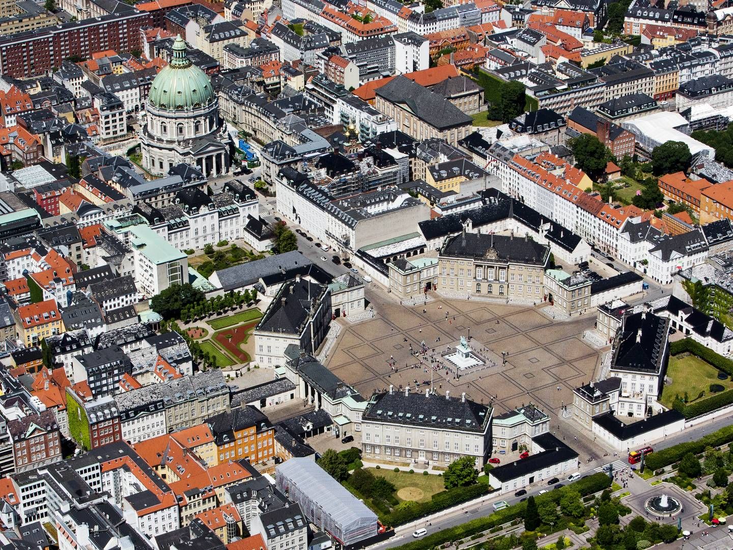 Lassen Ricard holder til på Amaliegade i centrum af København. | Foto: Janus Engel