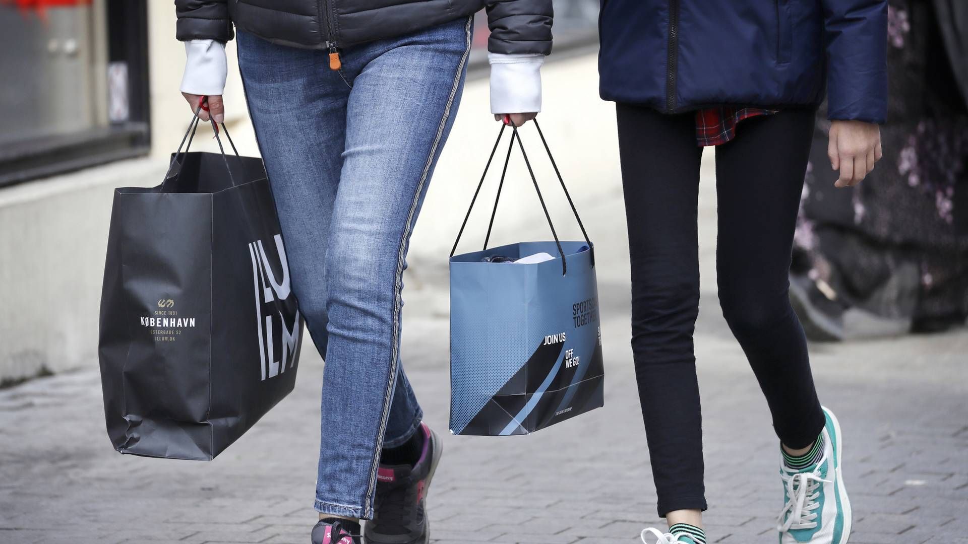Forbrugertilliden fortsætter med at styrtdykke, og det kan gå ud over detailbranchen. | Foto: Jens Dresling
