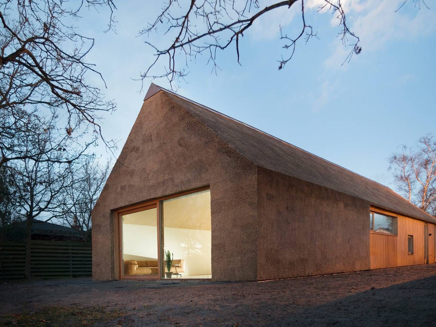 Et arkitekttegnet sommerhus i Østjylland er omdrejningspunktet for et aftalekompleks, der ifølge kuratellet har haft til formål at unddrage konkursboets kreditorer. | Foto: PR / Loop Architects