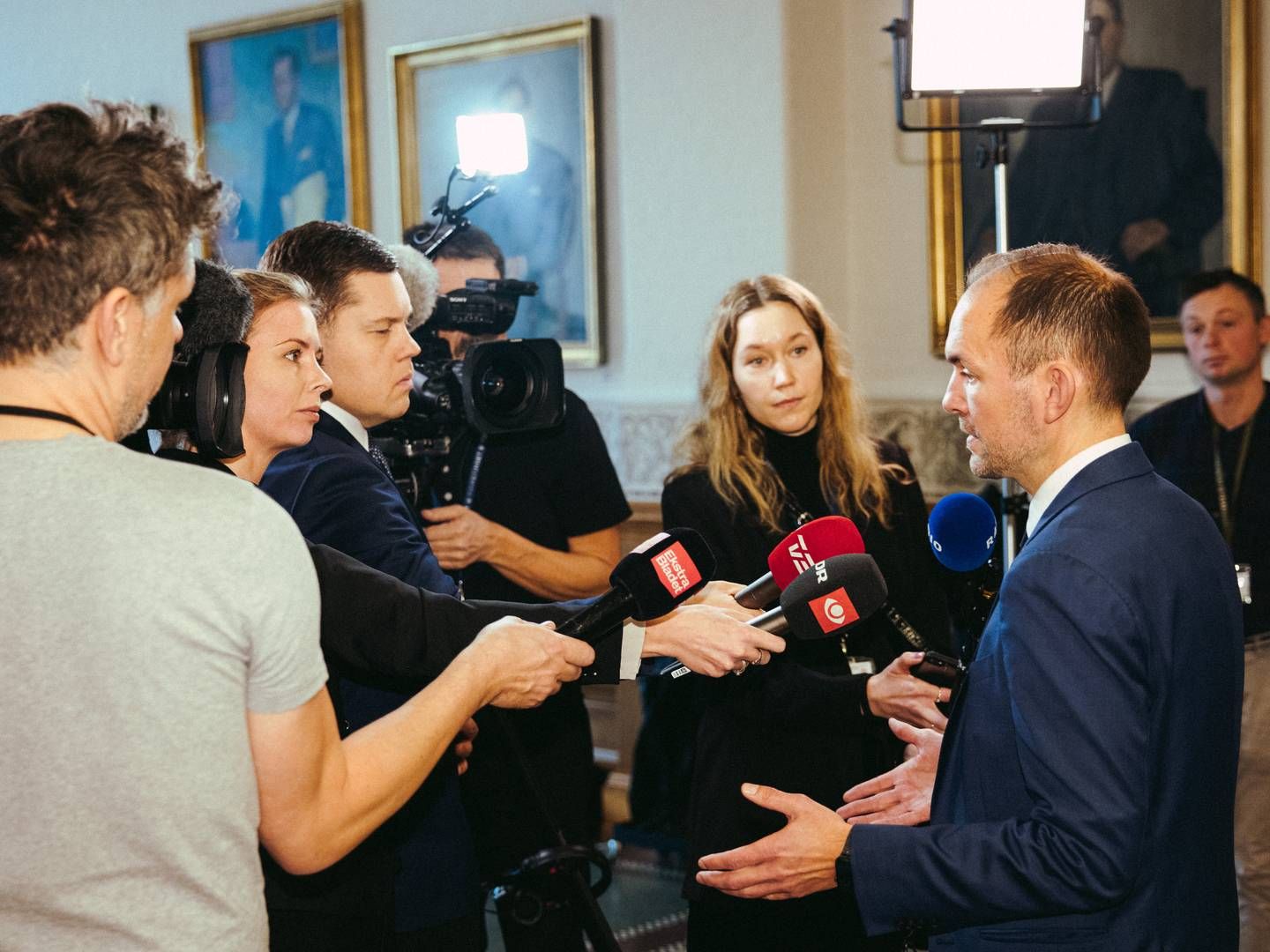 Skatteminister Jeppe Bruus (S) kan formentlig se frem til mange spørgsmål ang. fortsættelsen af en omdiskuteret afgiftsrabat til hybridbiler. | Foto: Jonathan Damslund