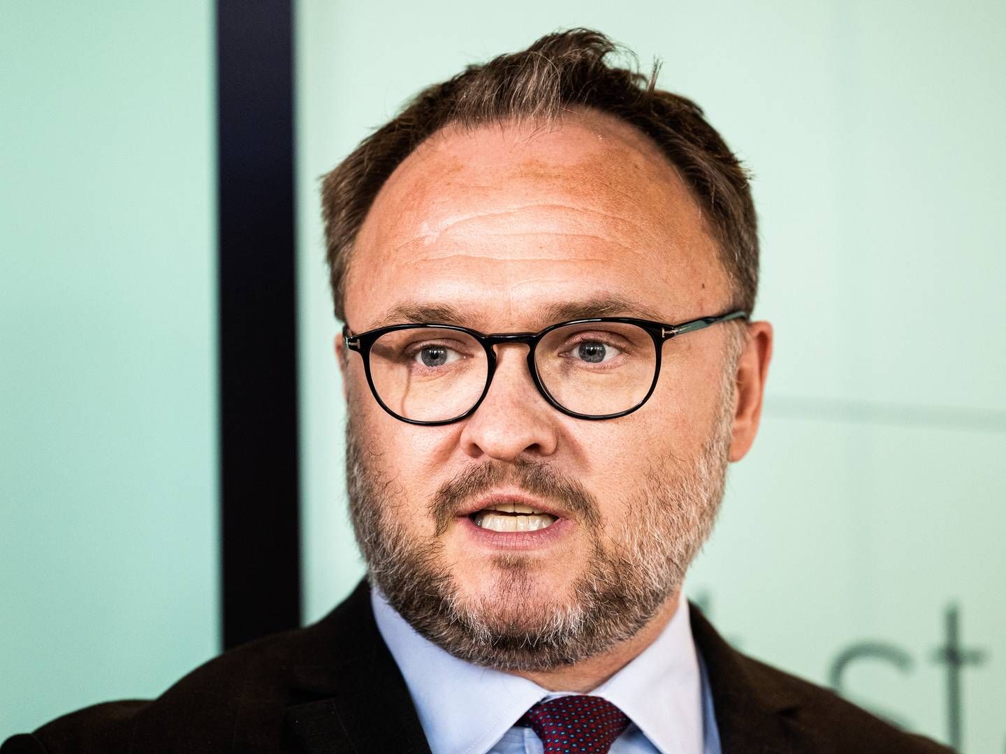 Klima-, energi- og forsyningsminister Dan Jørgensen mener, at en ny lovgivningspakke, der skal forhandles i Europa-Parlamentet, er et skridt i retning af europæisk uafhængighed af Rusland. | Foto: Jonathan Damslund