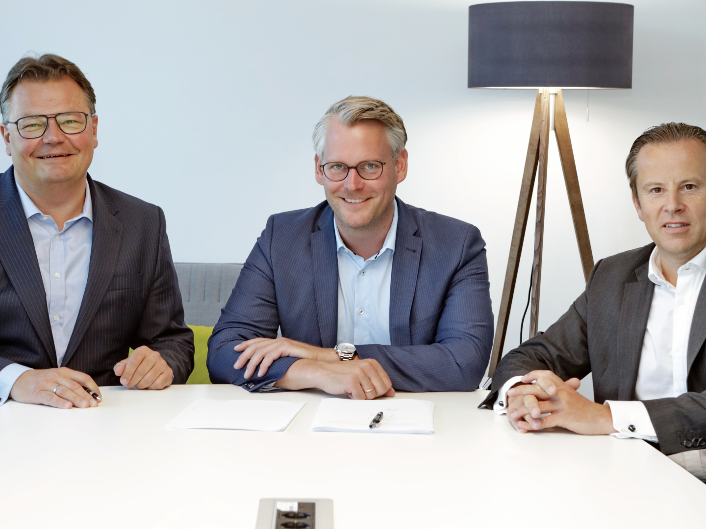 Matthias Hubert, Gründungsgesellschafter der Pegasus Capital Partners sowie Christian Röling und Michael Mertmann, beide Geschäftsführer der BraWo 1. Beteiligungsholding (v.L.n.r.) | Foto: Volksbank Brawo