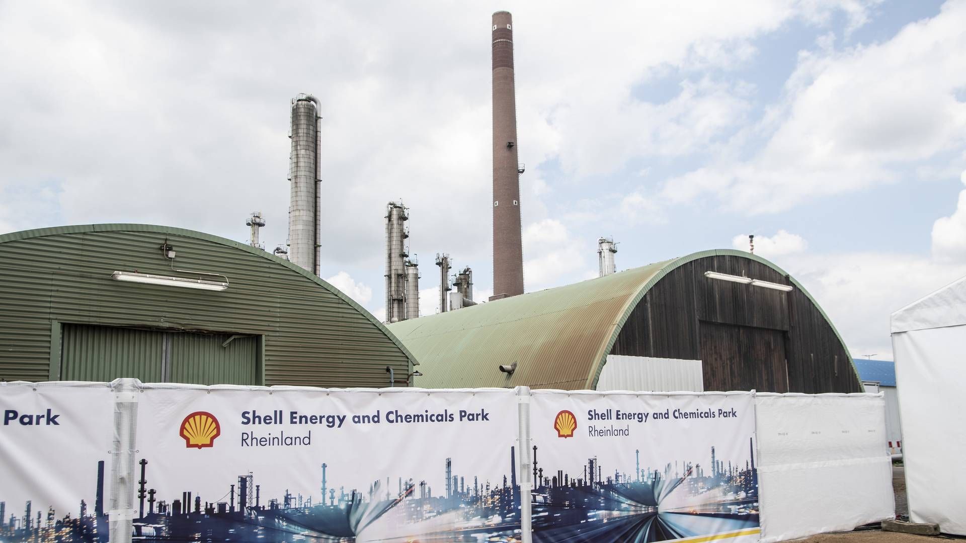 Den kommende brintfabrik skal forbindes med Shells Energy and Chemicals Park Rotterdam, hvor der i forvejen produceres grønt brændstof til flybranchen. | Photo: Patrick Hertzog/AFP/Ritzau Scanpix/AP