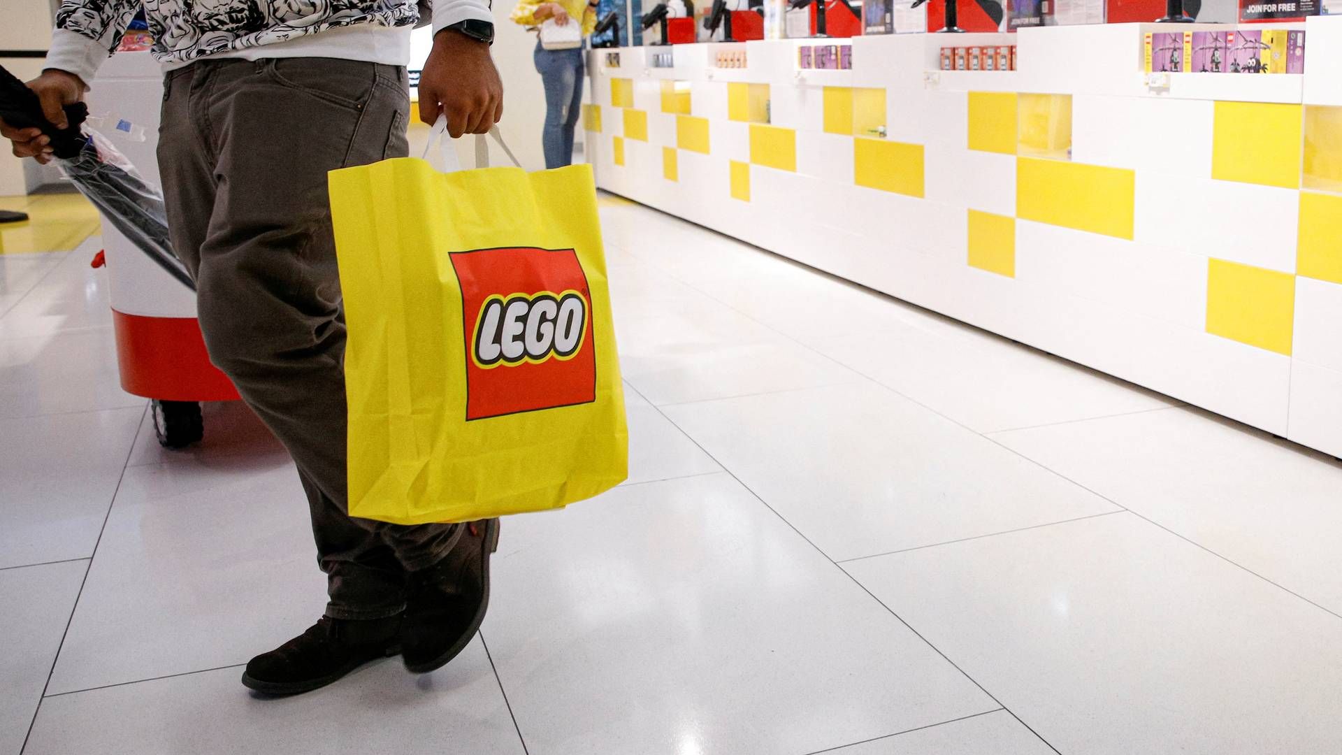 Lego vil holde ekstra øje med sine partnere i detailhandlen efter Rusland har gjort det lovligt at importere legoklodser uden legetøjskoncernens tilladelse. | Foto: BRENDAN MCDERMID/REUTERS / X90143