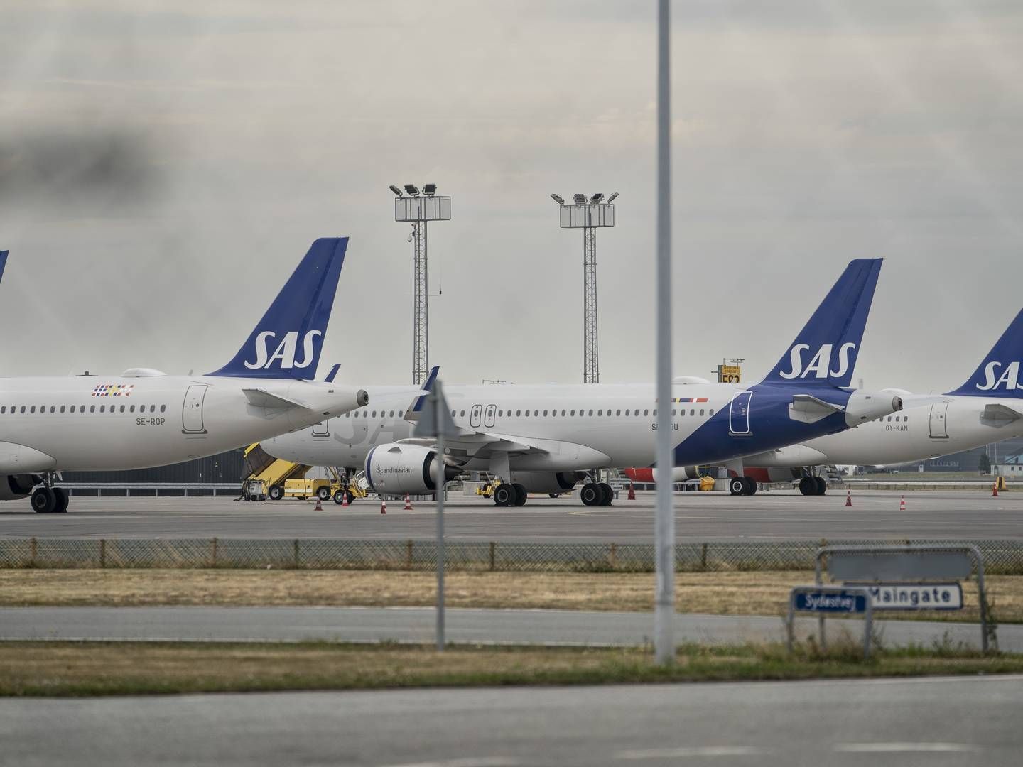 SAS-fly har været parkeret på landjorden her i Københavns Lufthavn som følge af pilotstrejken. | Foto: LISELOTTE SABROE