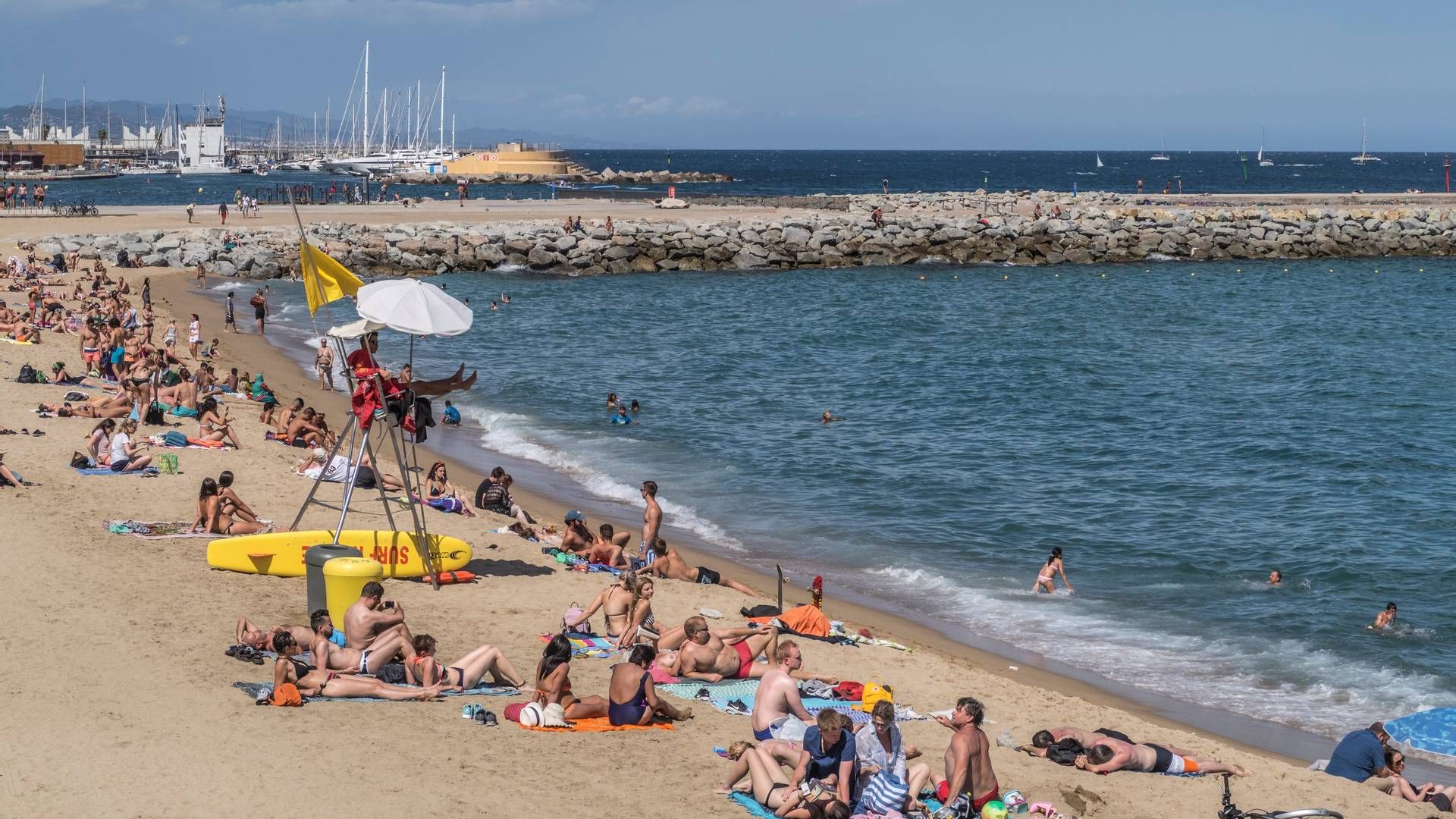 DNBs kortdata viser at kundene har dratt kortet for 429 millioner kroner i Spania i sommerferien. Landet vipper Sverige av tronen for landet der nordmenn svir av mest penger. | Foto: Halvard Alvik, NTB