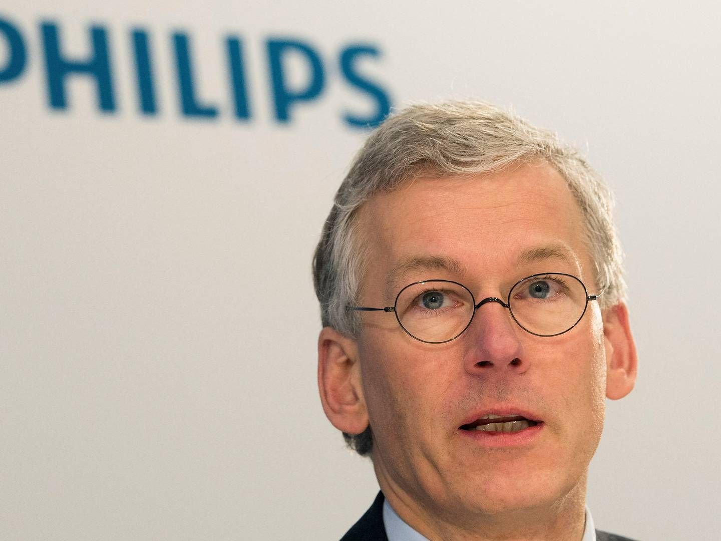 Philips’ topchef, Frans van Houten, melder om modvind på flere fronter i andet kvartal.