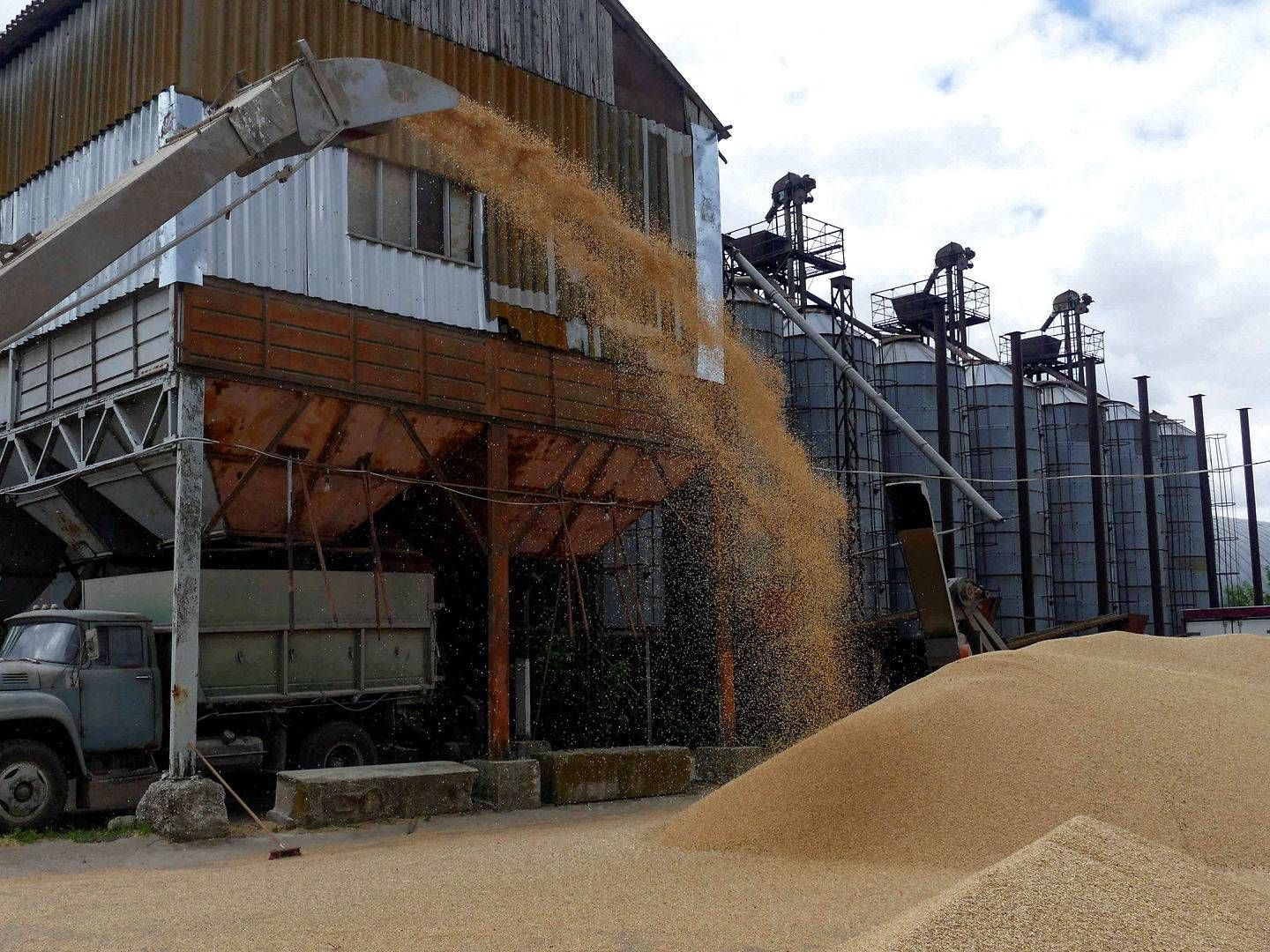 Grain terminal close to port city Odesa, Ukraine. | Photo: Stringer/Reuters/Ritzau Scanpix