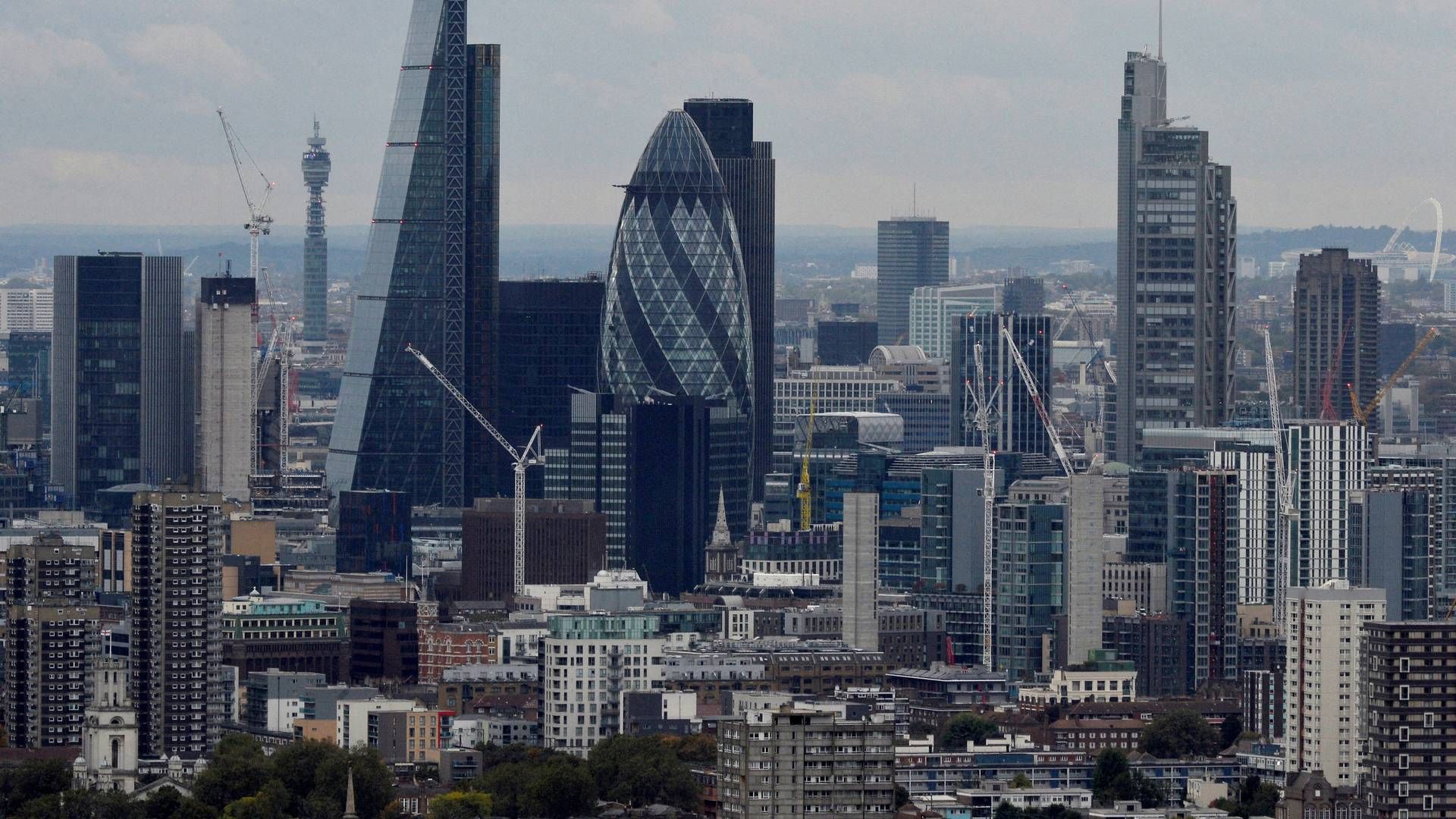 Der har været gang i forretningen hos de internationale advokatkæmper i London. | Foto: Hannah Mckay/Reuters/Ritzau Scanpix