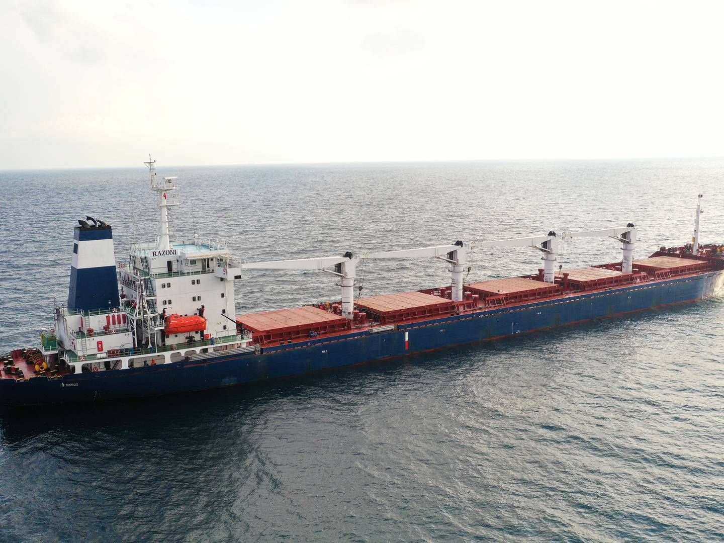 Om bord på ”Razoni”, der sejler under sierraleonsk flag, er 26.000 ton majs. | Foto: MEHMET CALISKAN/REUTERS / X04589