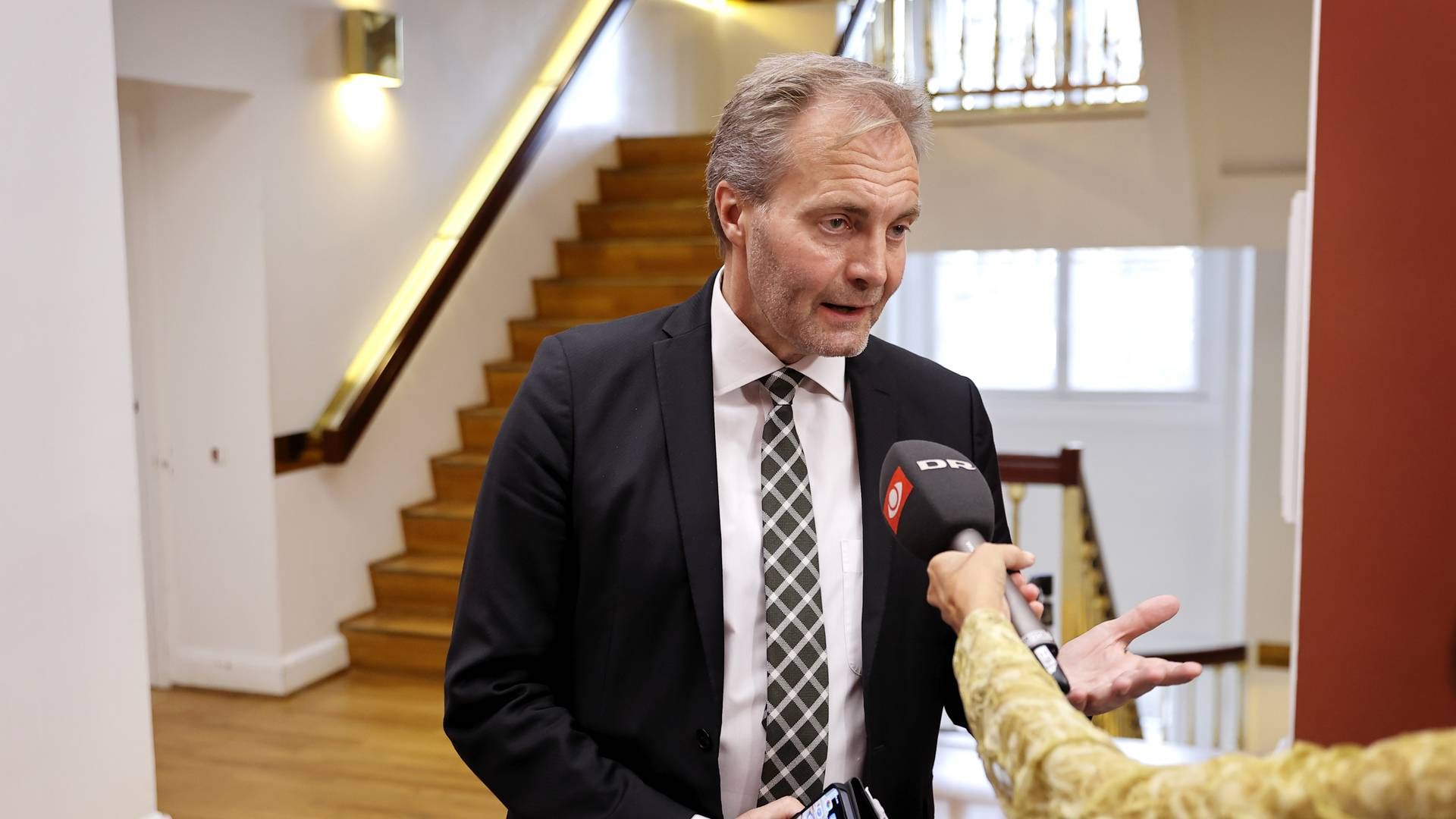 Danmark skal ikke ud af EU, men der skal arbejdes for, at Danmark får mere magt tilbage fra EU, mener Peter Skaarup, der er repræsentant for Danmarksdemokraterne. | Foto: Jens Dresling