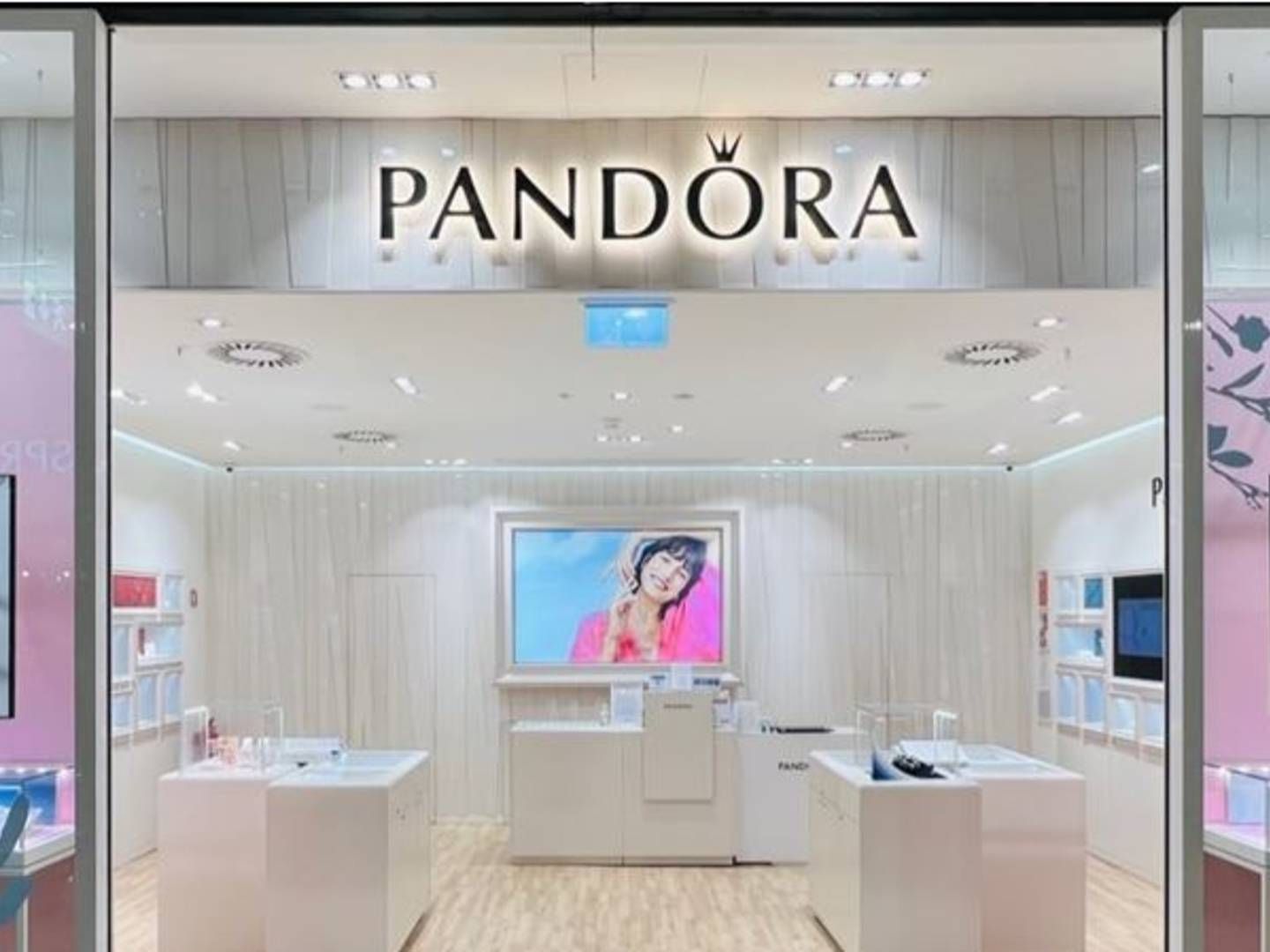 Nu kan de firbenede snart begynde at shoppe hos Pandora. | Foto: Pandora/PR