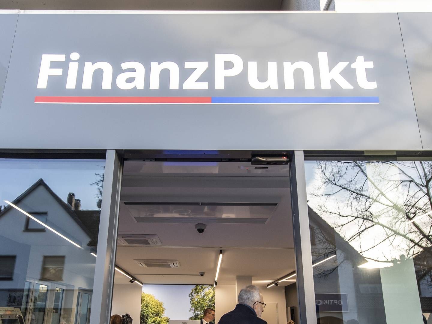 Finanzpunkt der Sparkasse und Volksbank im Taunus. | Foto: picture alliance/dpa | Boris Roessler