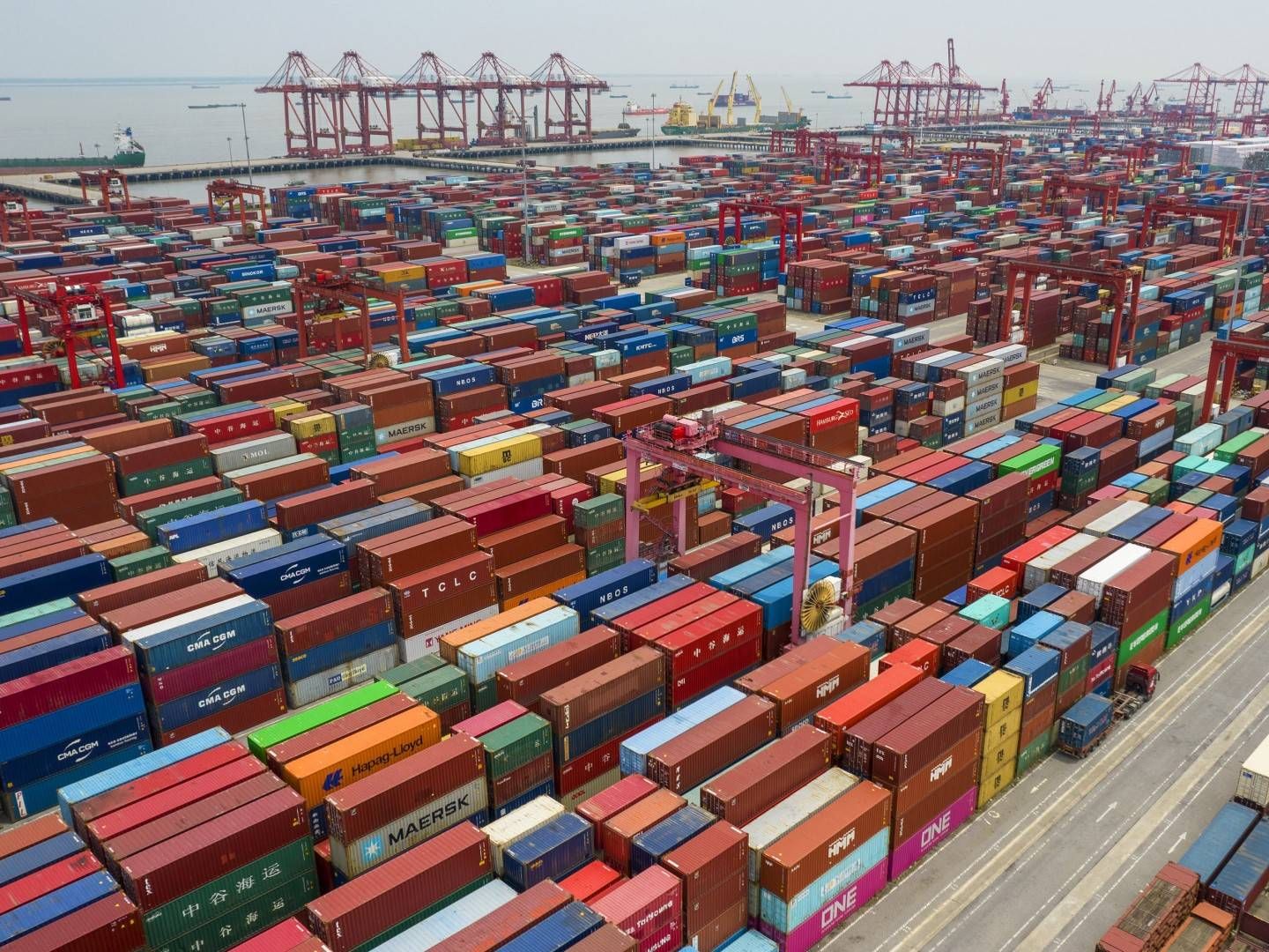 Ein Container Terminal in Suzhou, Jiangsu Provinz, China. | Foto: picture alliance / CFOTO | CFOTO