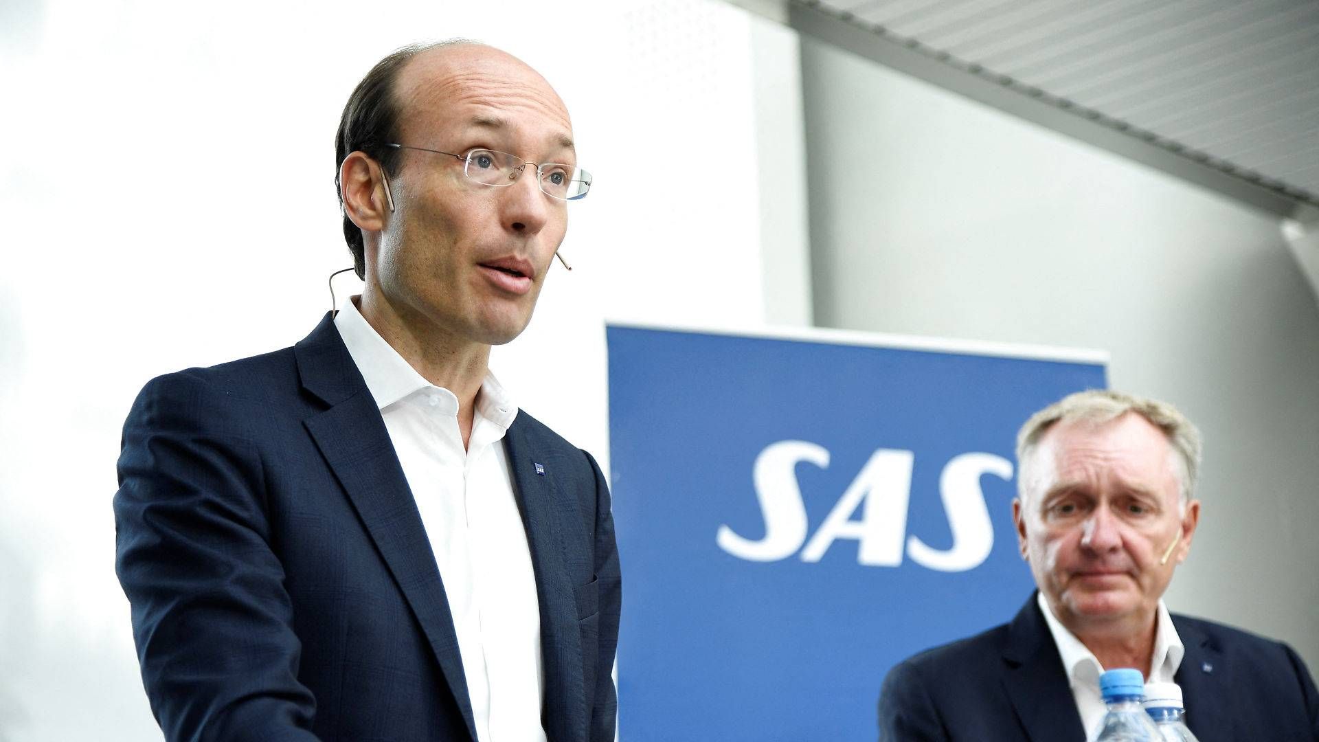 SAS' topchef, Anko van der Werff, og bestyrelsesformand, Carsten Dilling. | Foto: Tt News Agency/Reuters/Ritzau Scanpix