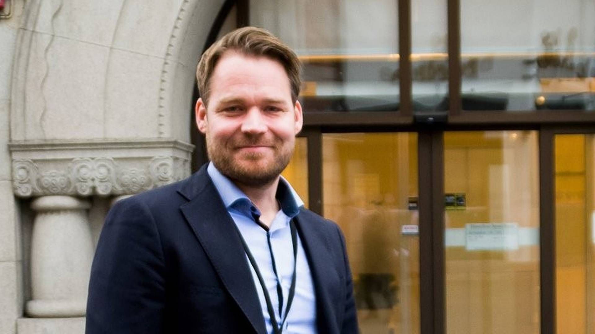 NY VURDERING: Finanssjef i Skue Sparebank, Torgeir Nøkleby.