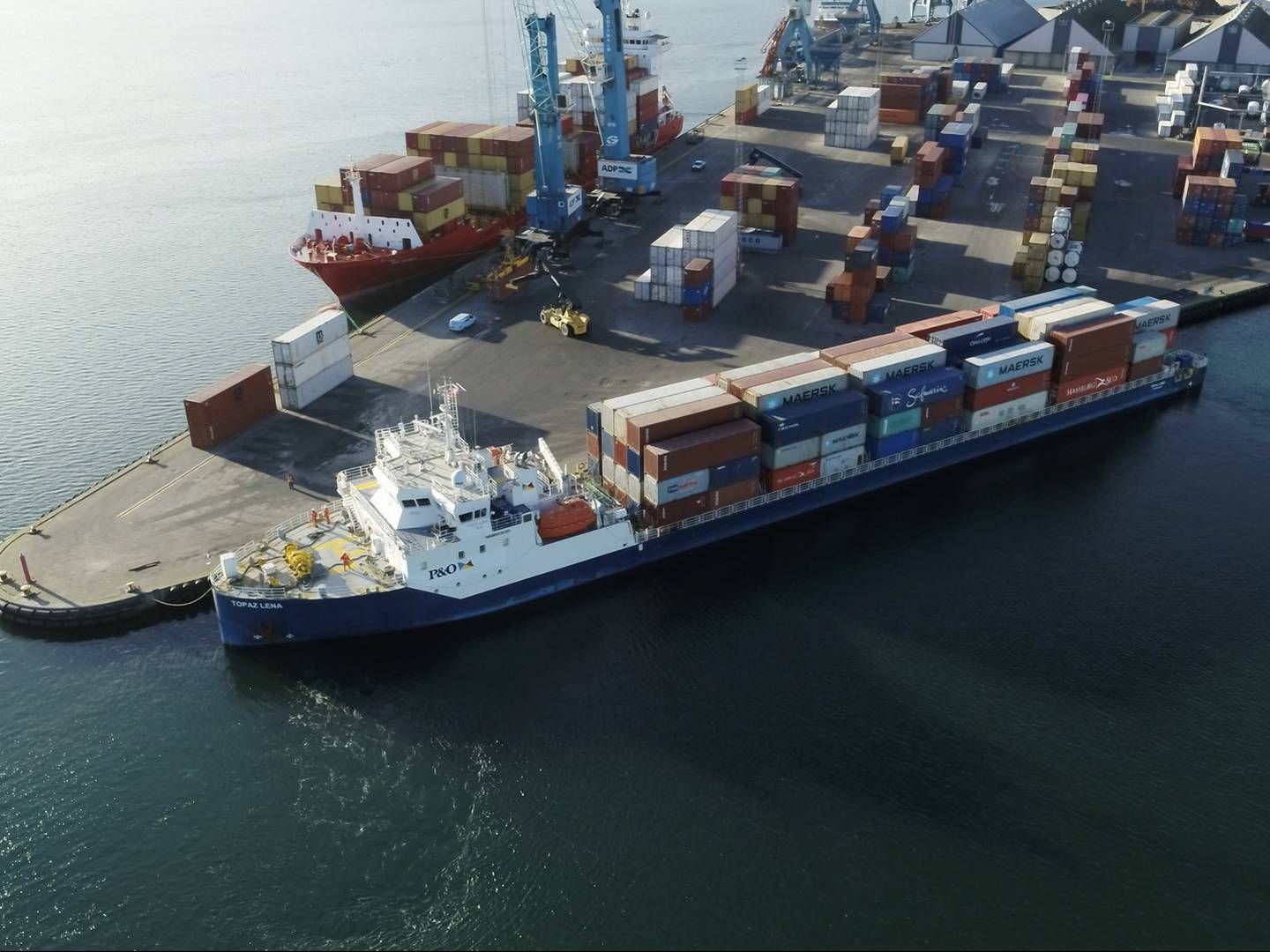 P&O Maritime – MCV modified to transport containers. | Photo: P&O Maritime Logistics