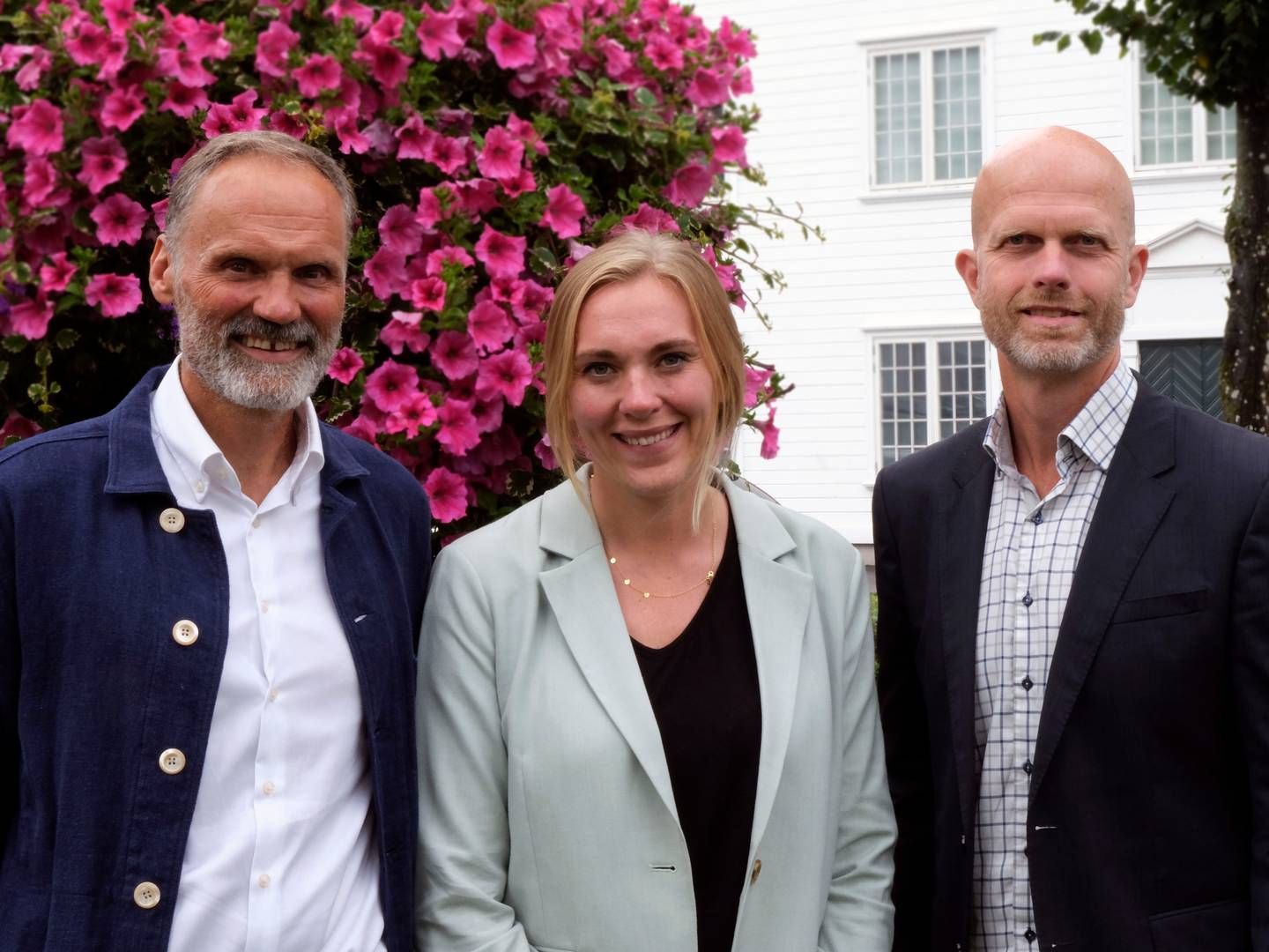 Administrerende direktør i Kredinor, Klaus-Anders Nysteen sammen med Lene Drange og Hallgeir Kvadsheim. | Foto: Kredinor